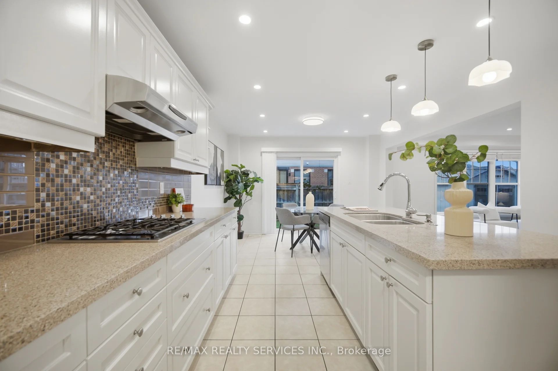 454 Grenke Place Property Photo 13