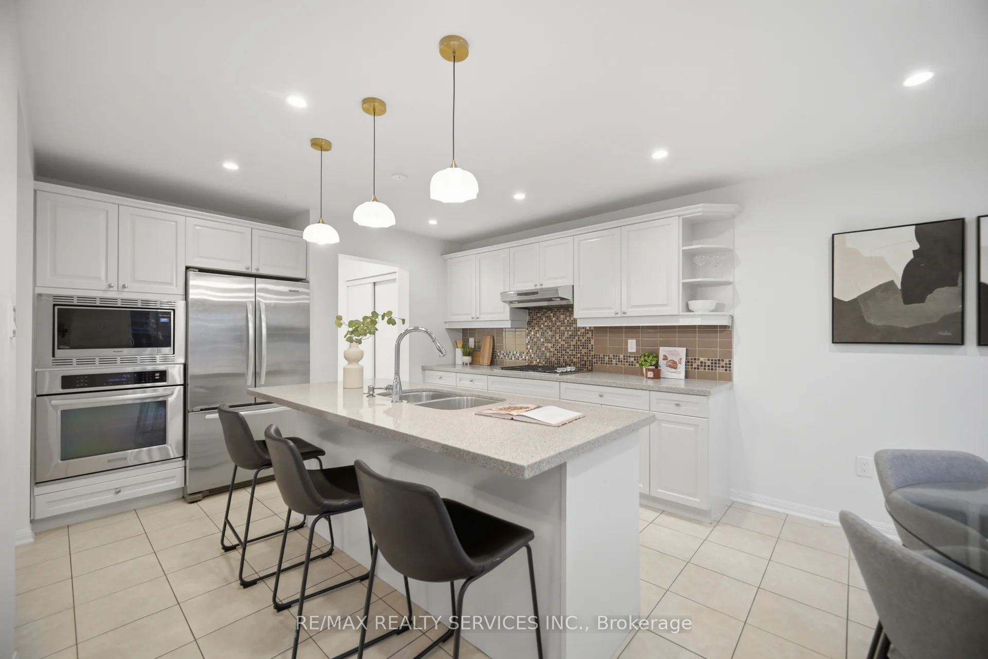 454 Grenke Place Property Photo 16