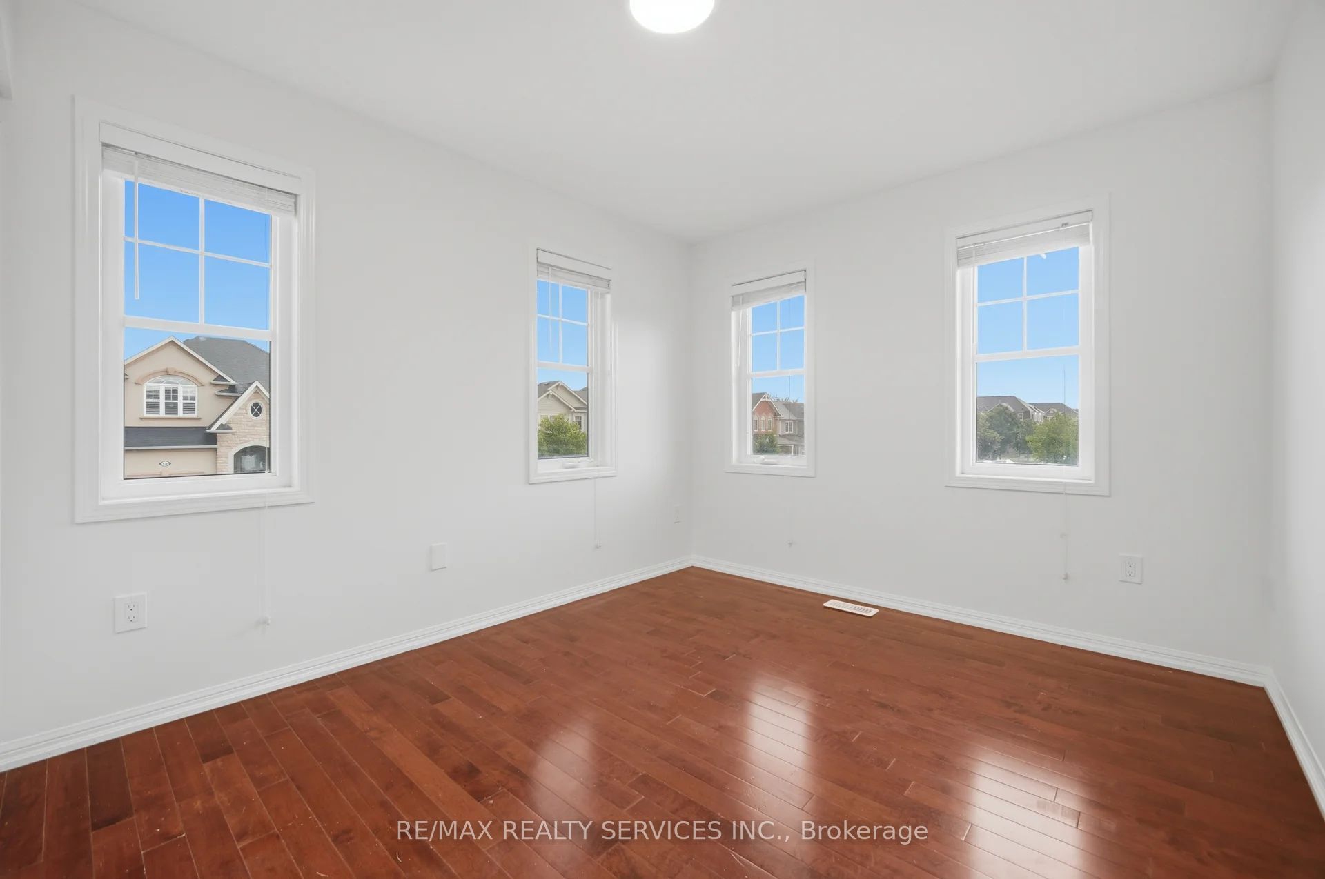 454 Grenke Place Property Photo 26