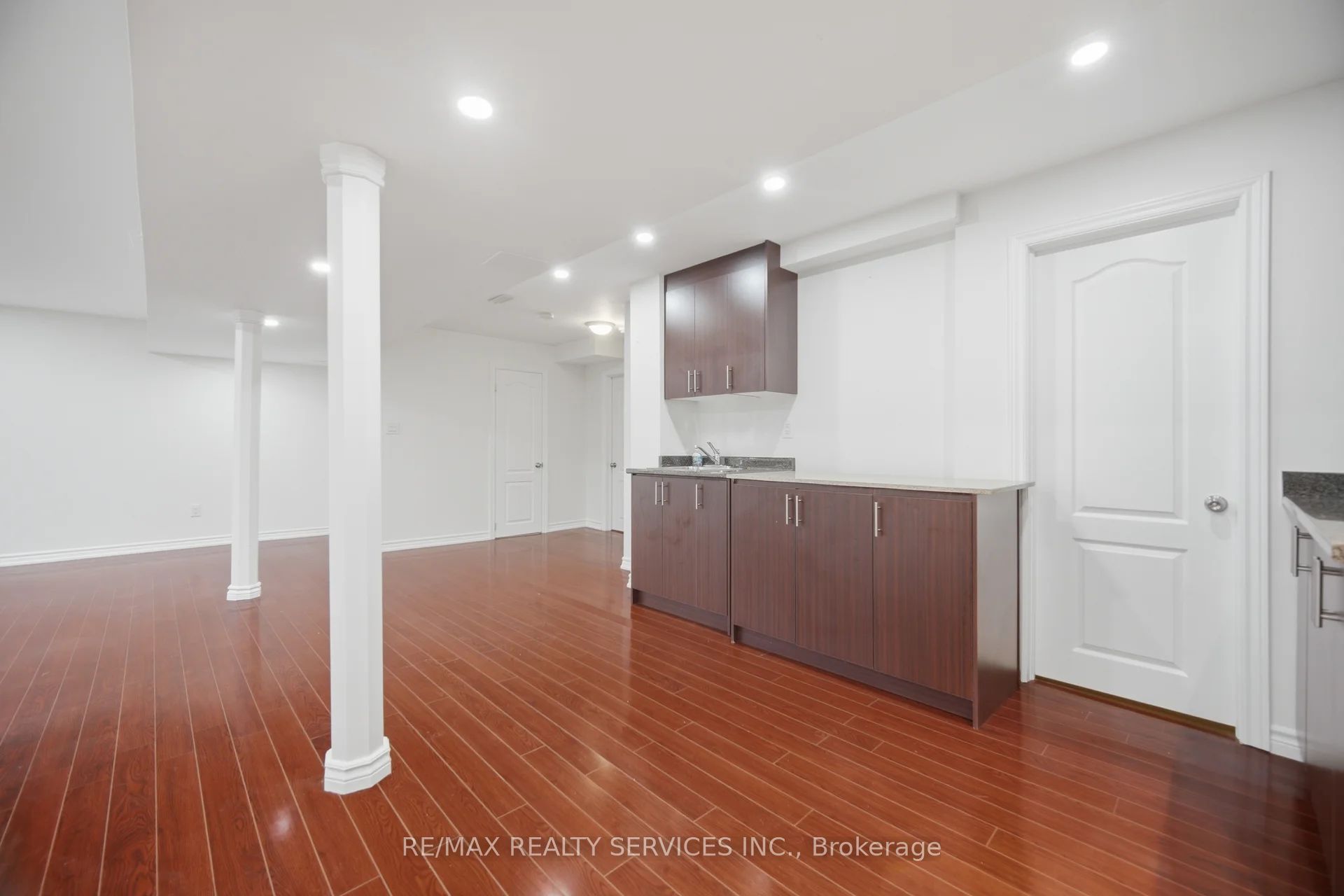 454 Grenke Place Property Photo 34