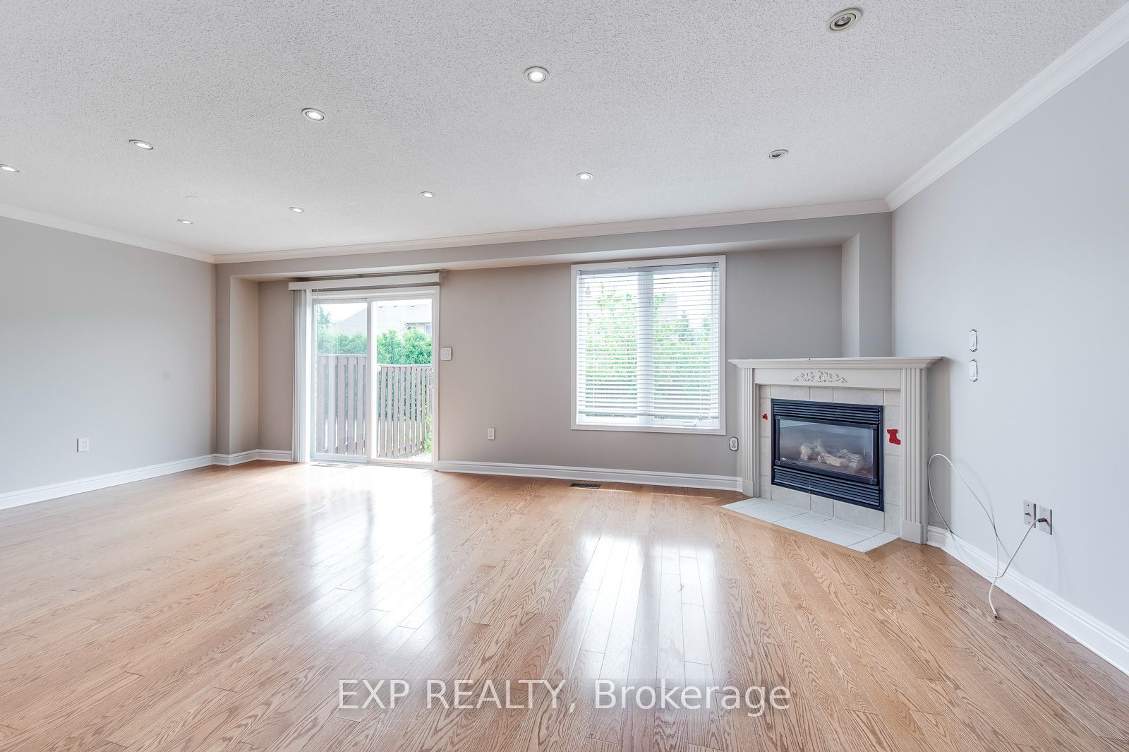2378 Highcroft Road Property Photo 6