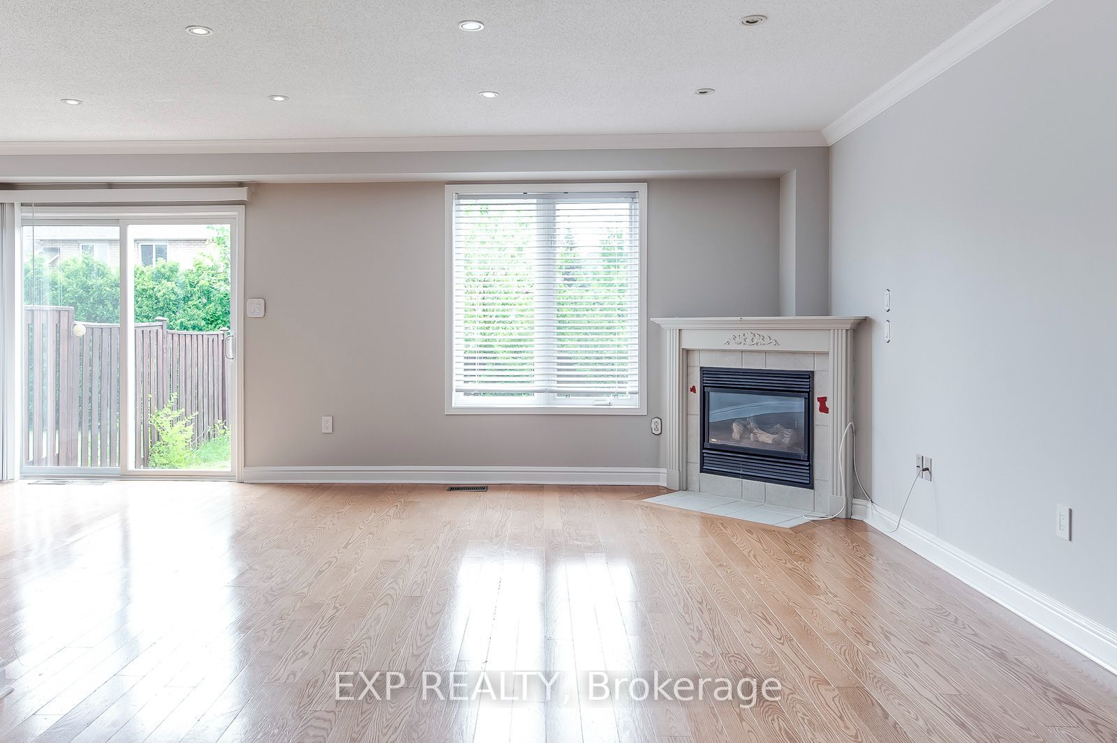 2378 Highcroft Road Property Photo 7