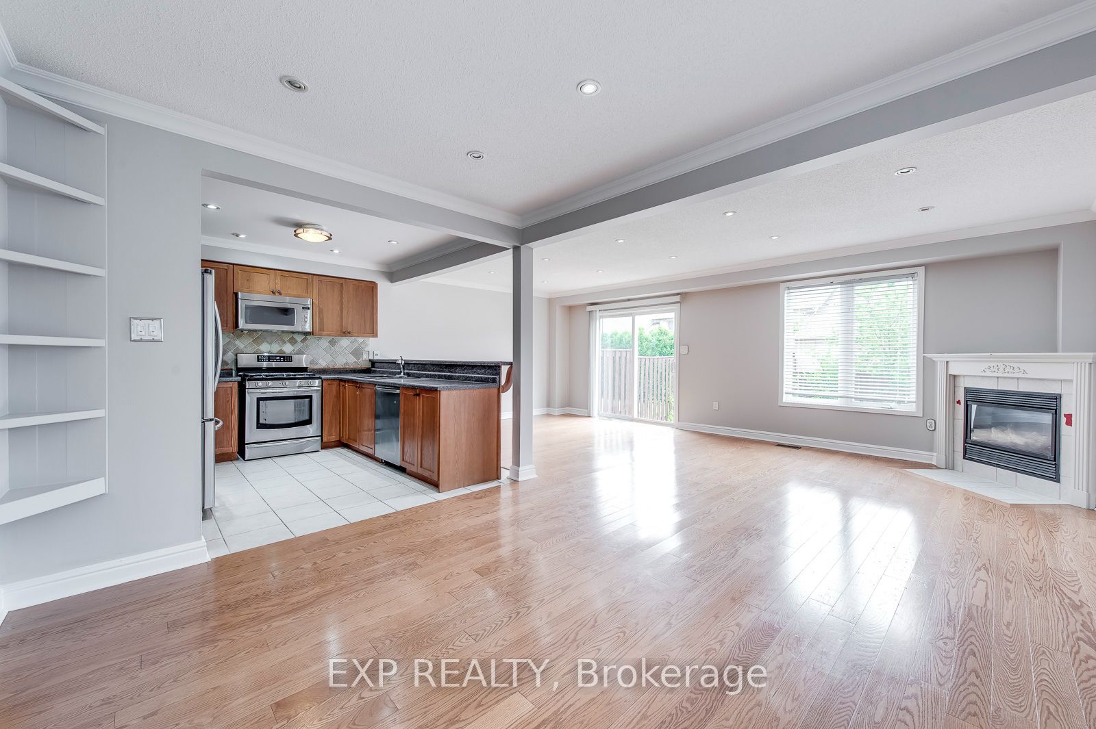 2378 Highcroft Road Property Photo 9
