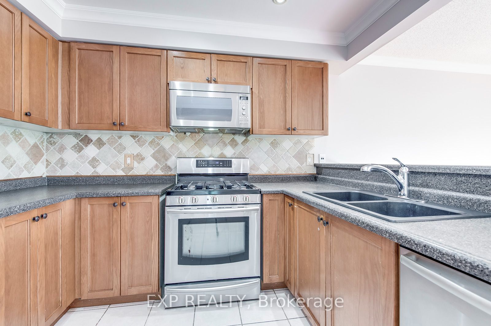 2378 Highcroft Road Property Photo 13
