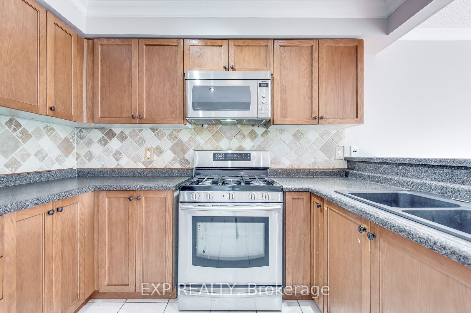 2378 Highcroft Road Property Photo 14