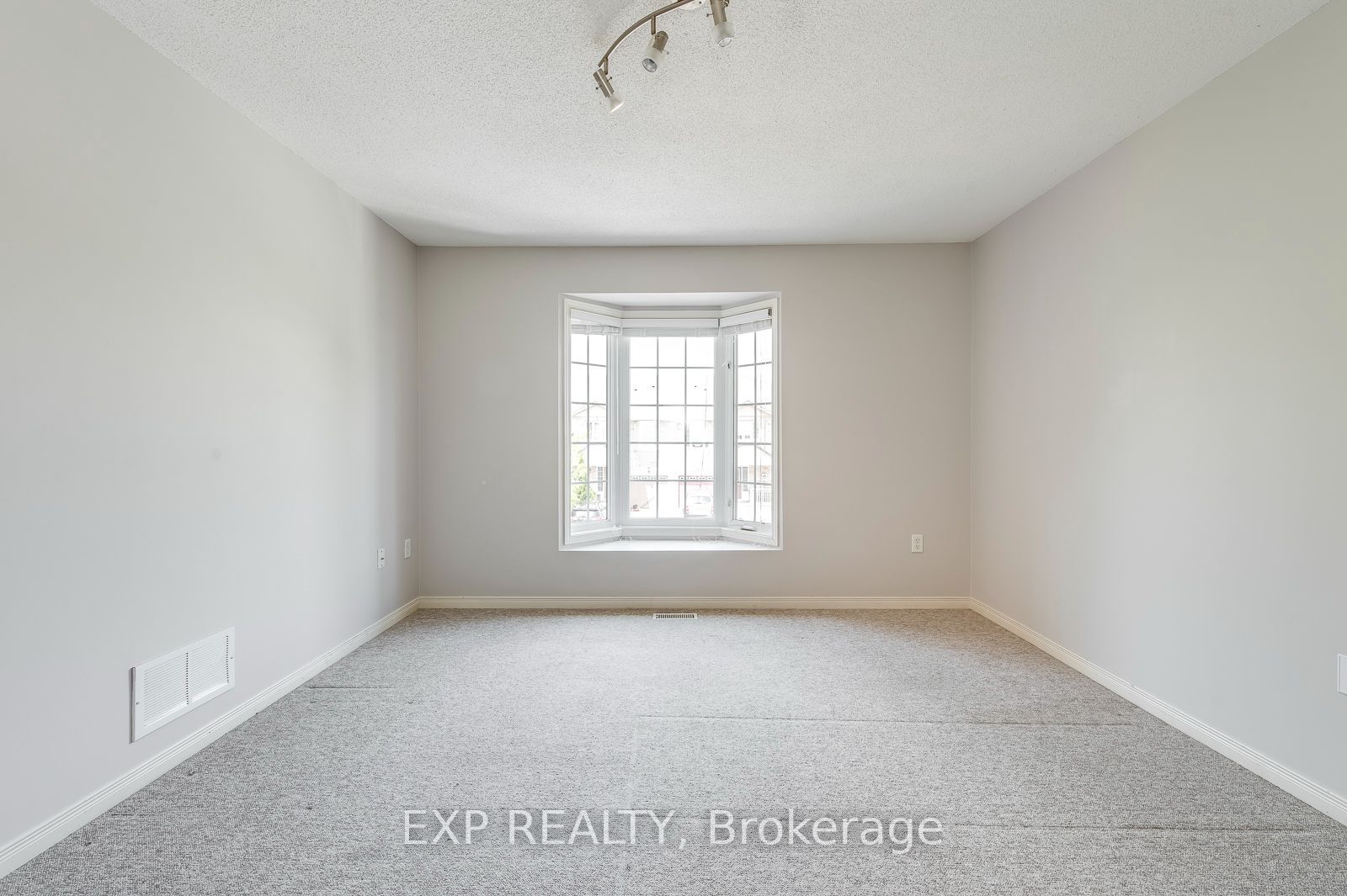 2378 Highcroft Road Property Photo 26