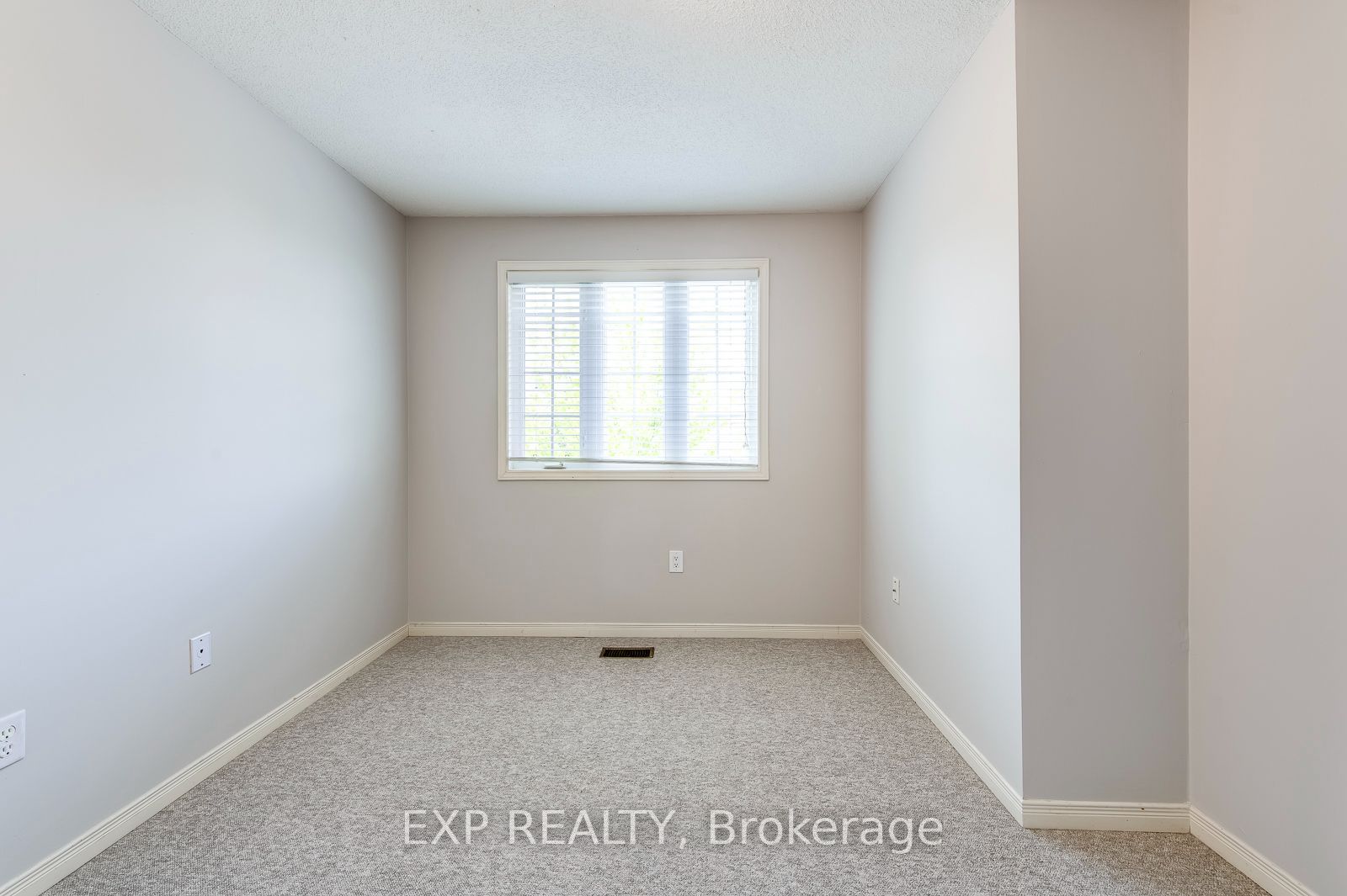 2378 Highcroft Road Property Photo 29