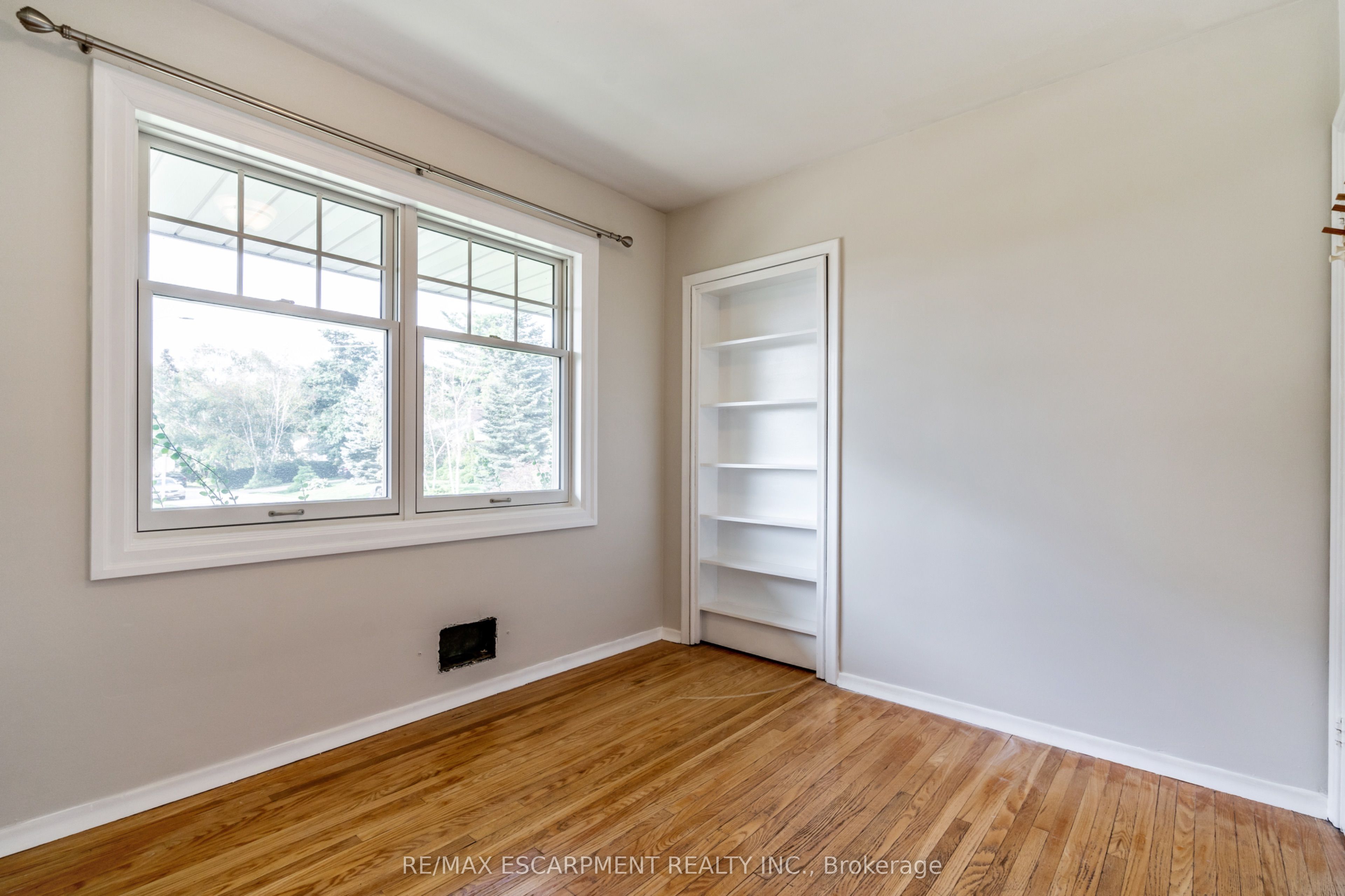 1497 Park Royale Boulevard Main Property Photo 8