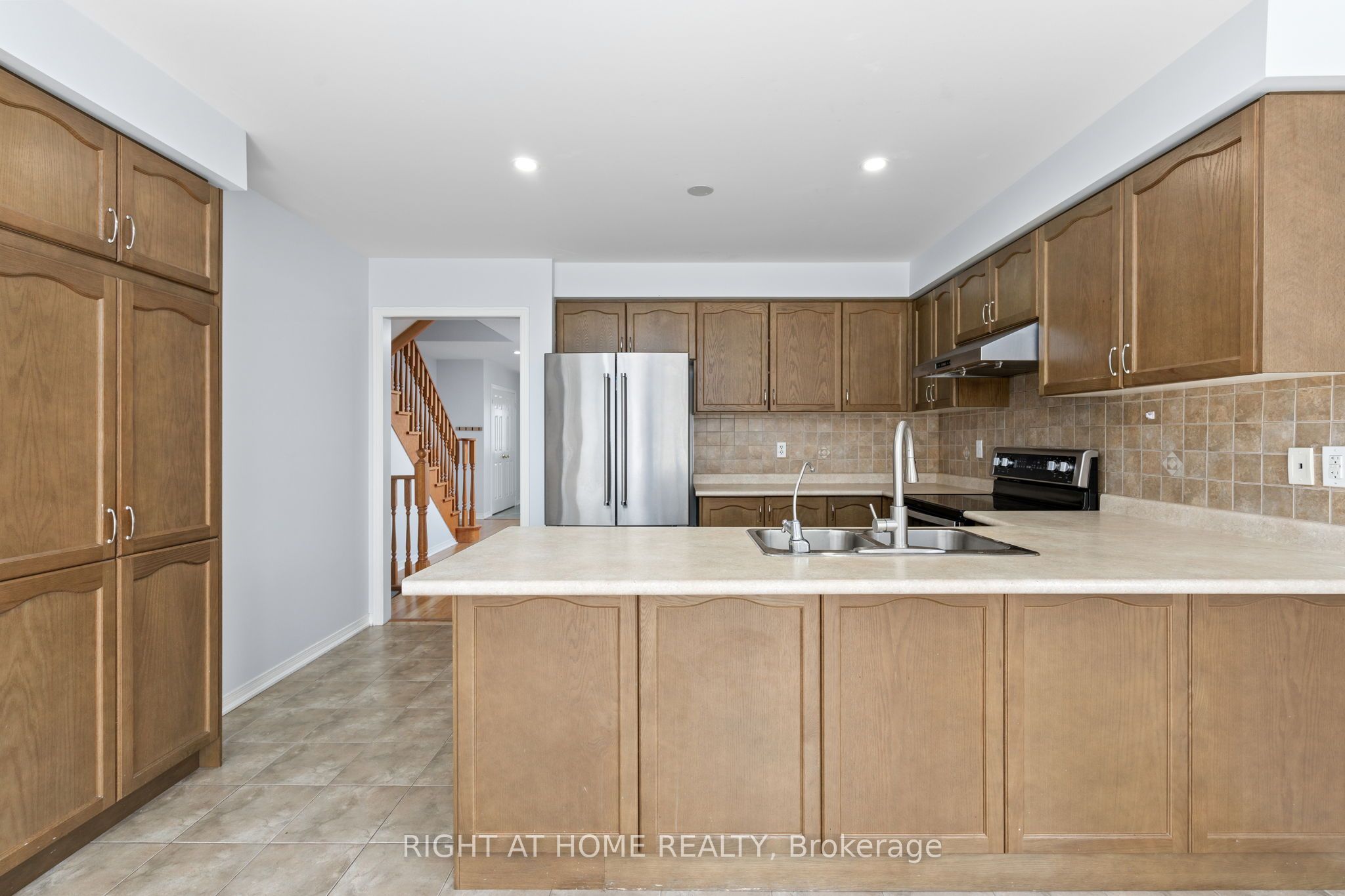 3128 Robert Brown Boulevard Property Photo 13