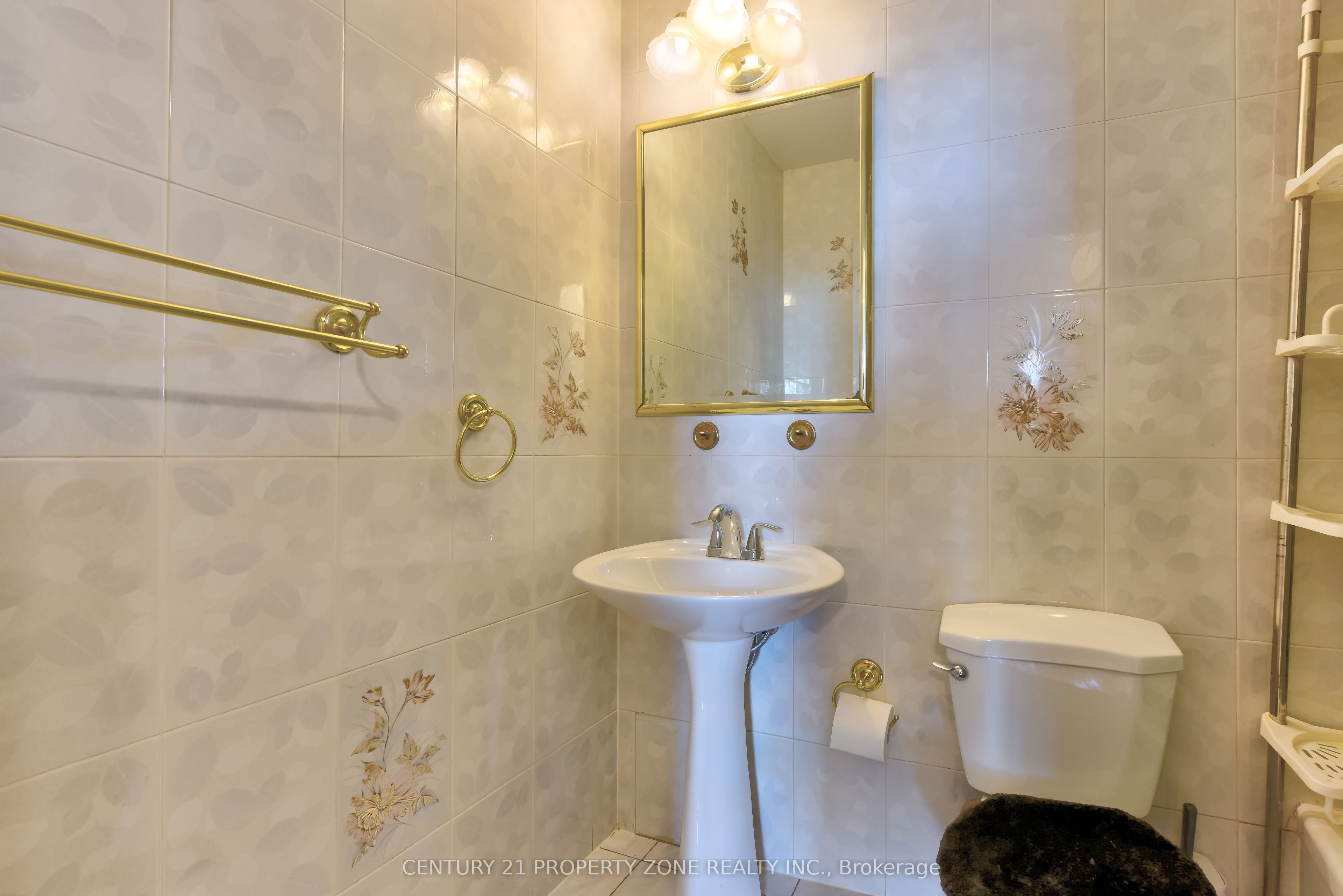 3025 Queen Frederica Drive E 907 Property Photo 22