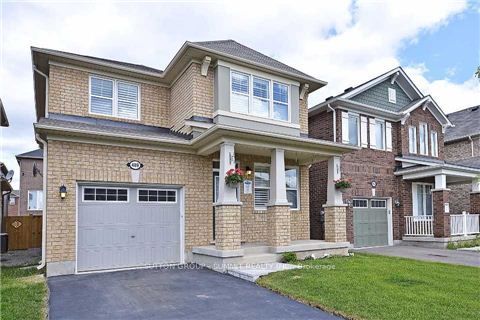 489 Tyrone Crescent Property Photo 2