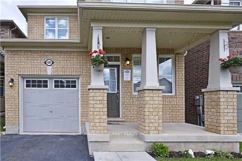 489 Tyrone Crescent Property Photo 3
