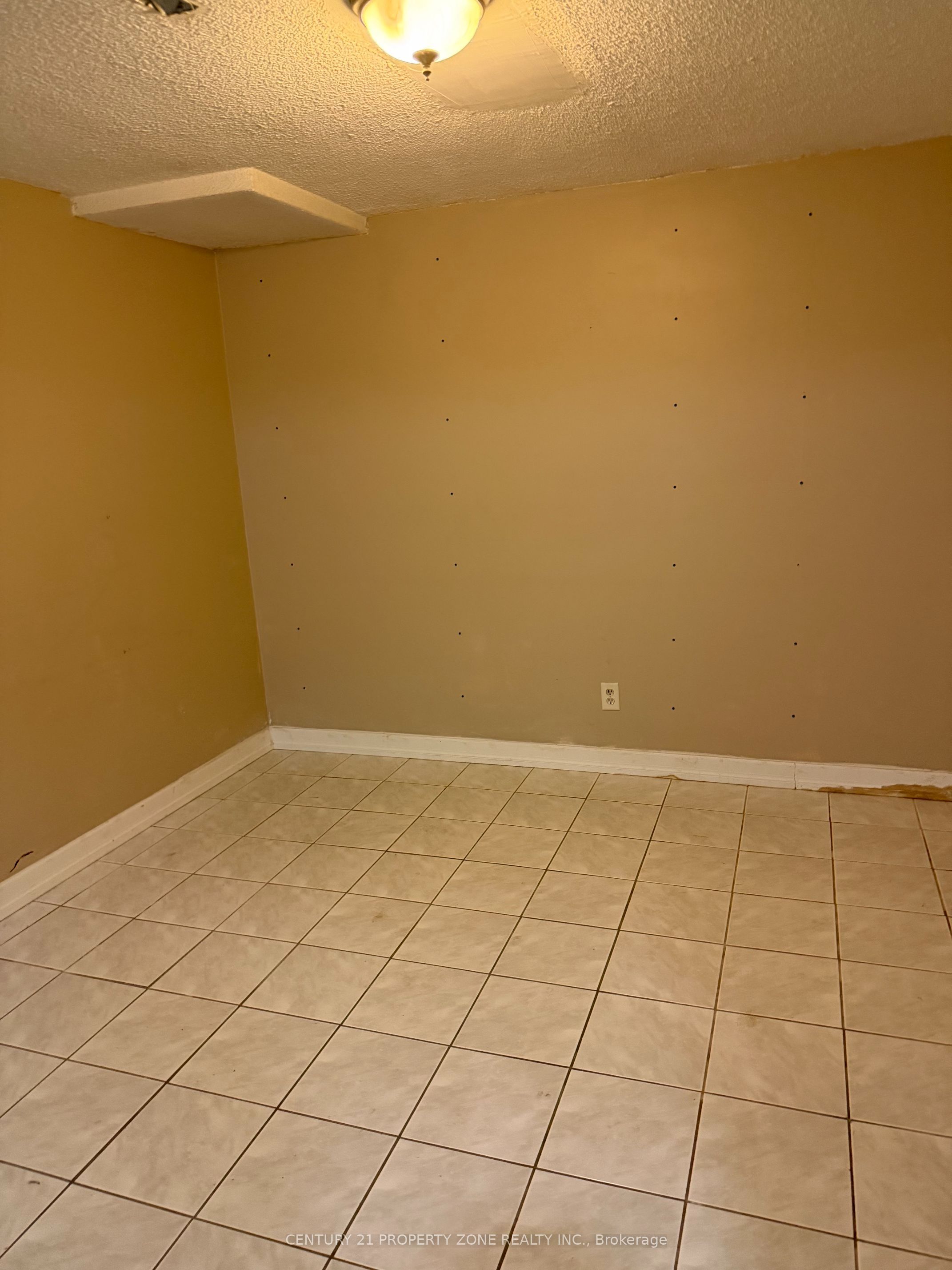 10 Martindale Crescent Basement Property Photo 4