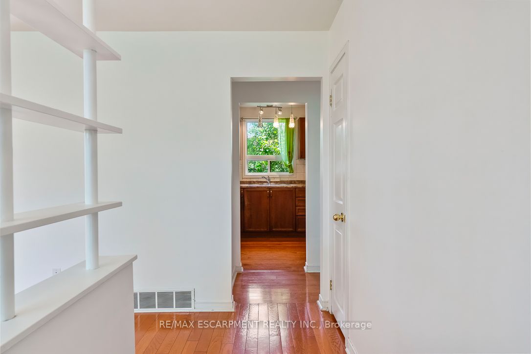 1214 Argreen Road Property Photo 3