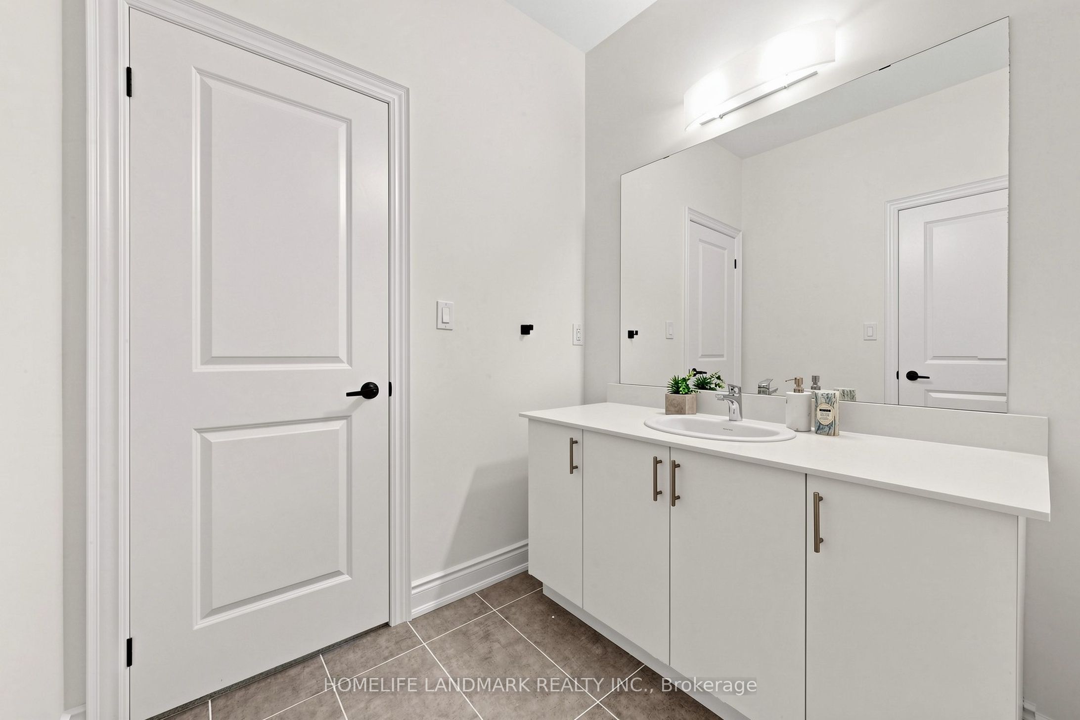 531 Beam Court Property Photo 24