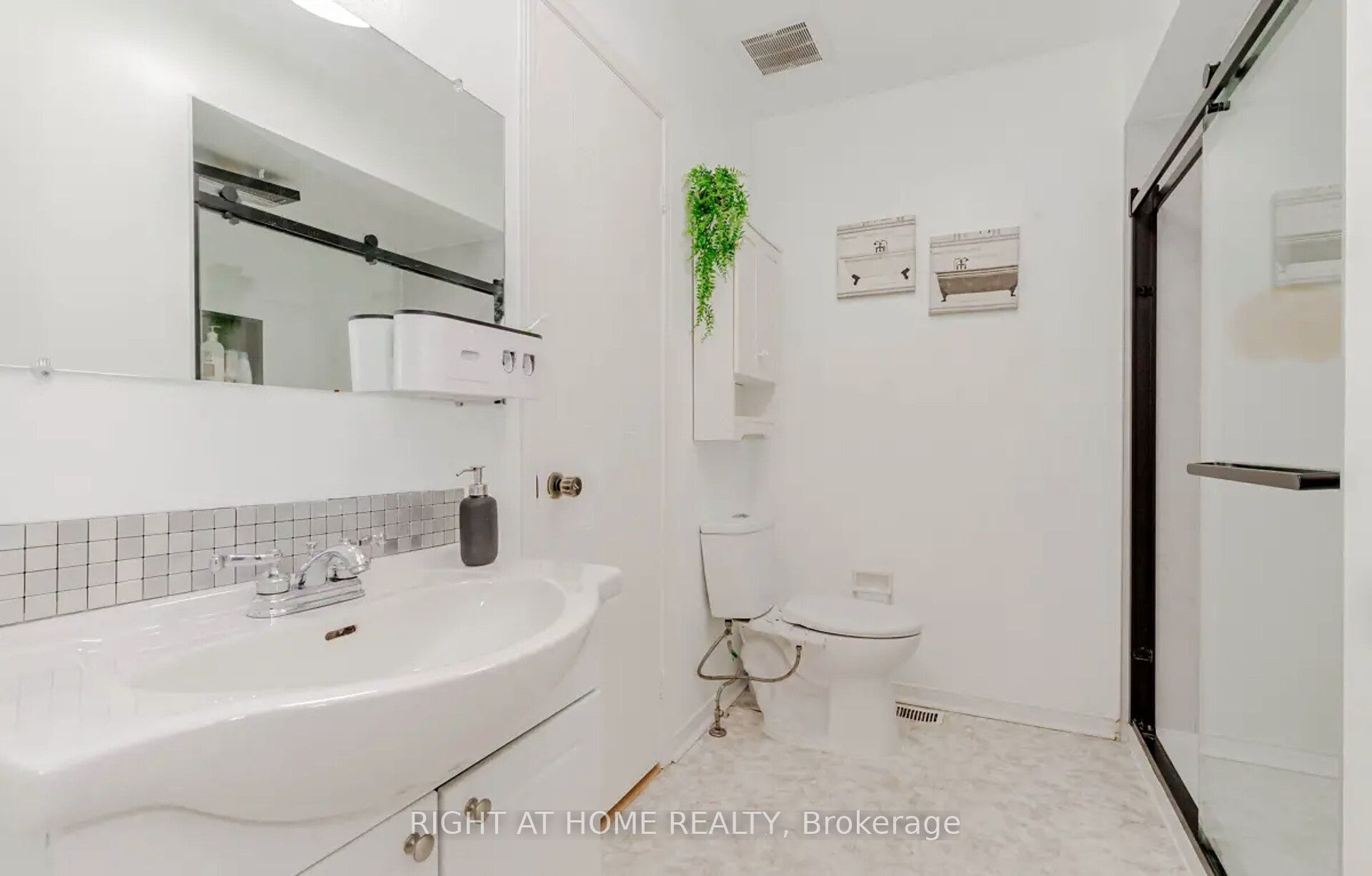 1444 Prince John Circle Property Photo 24