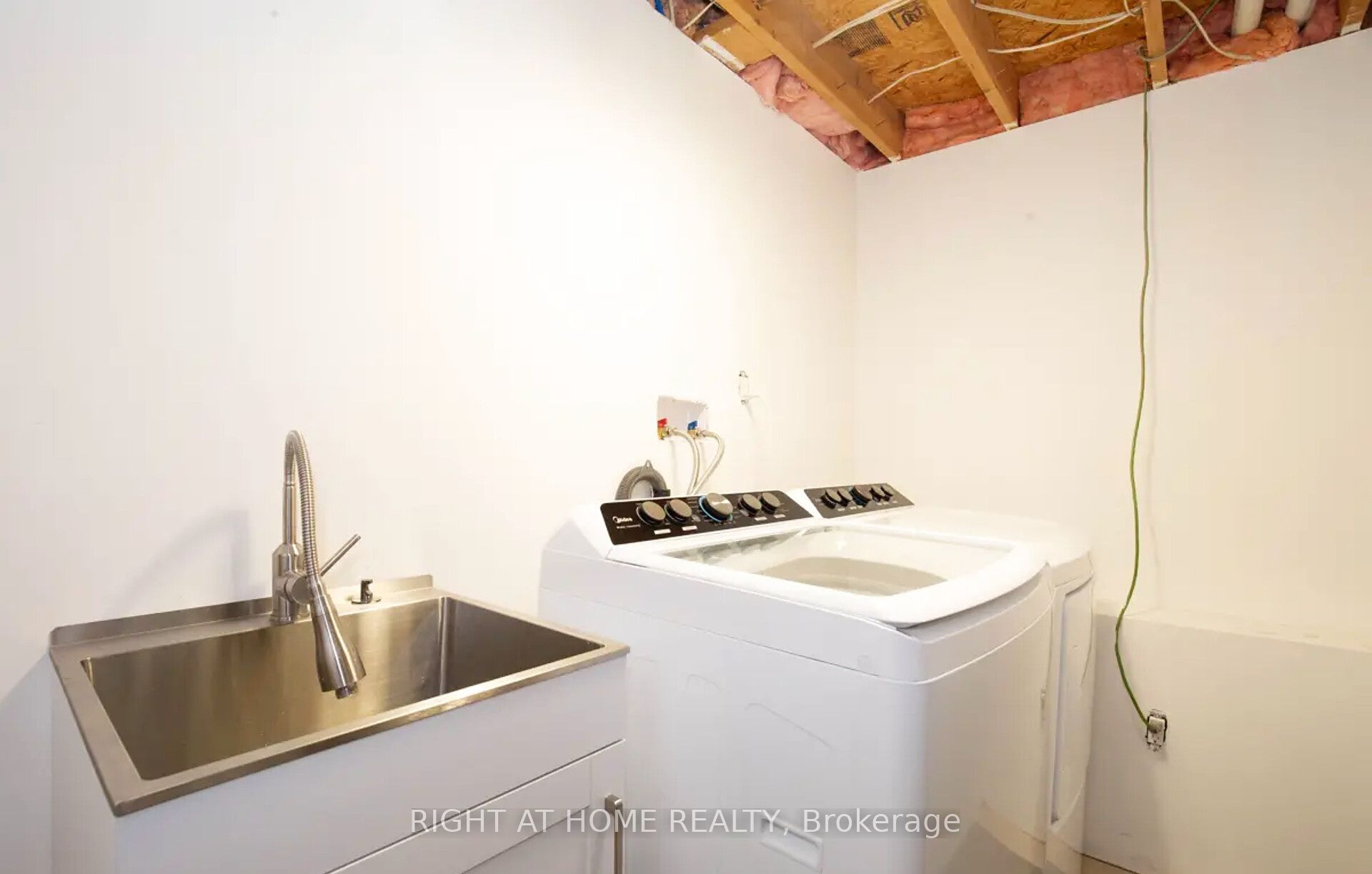 1444 Prince John Circle Property Photo 26