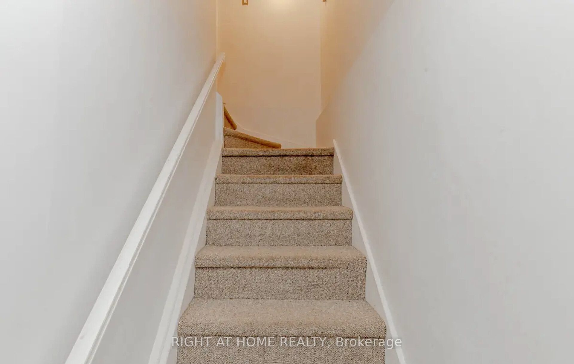 1444 Prince John Circle Property Photo 32