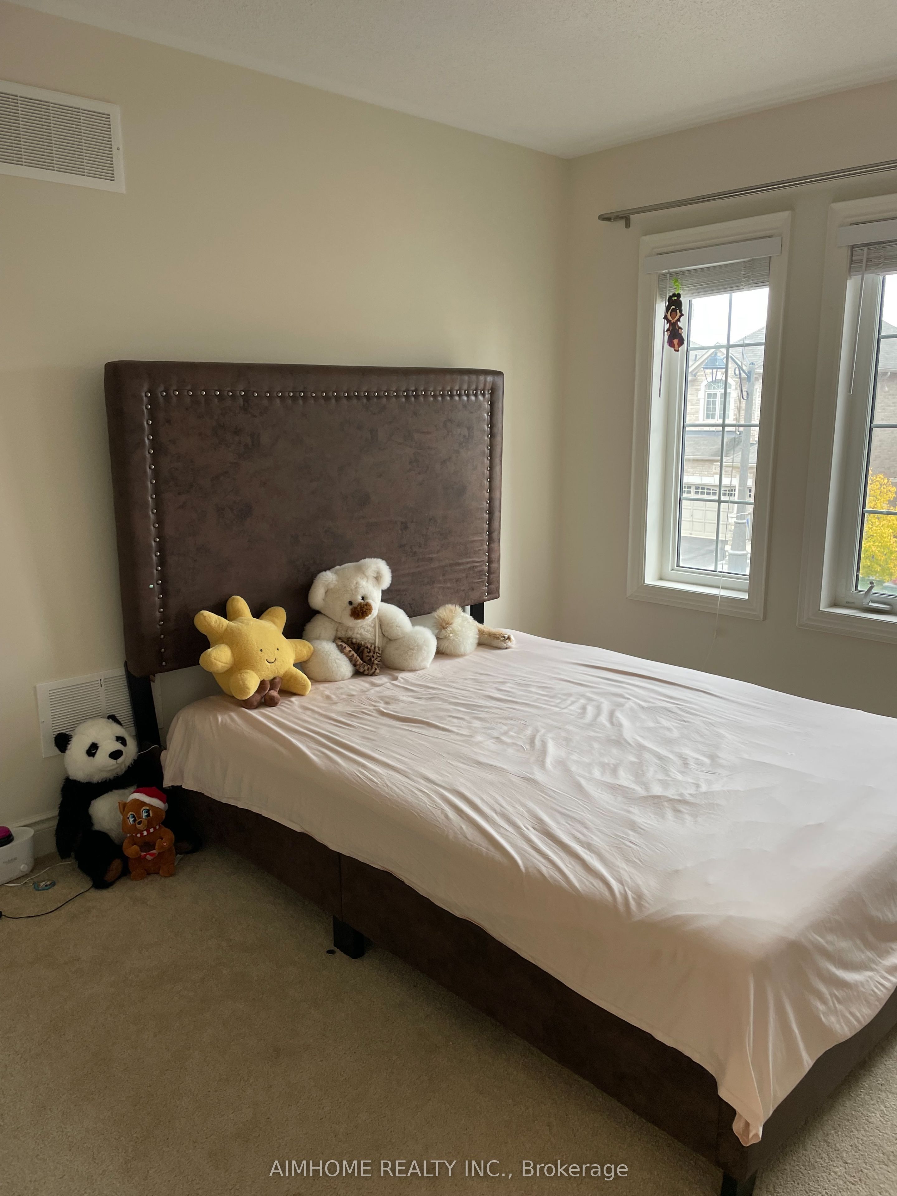 403 Grindstone Trail #2 Property Photo 4