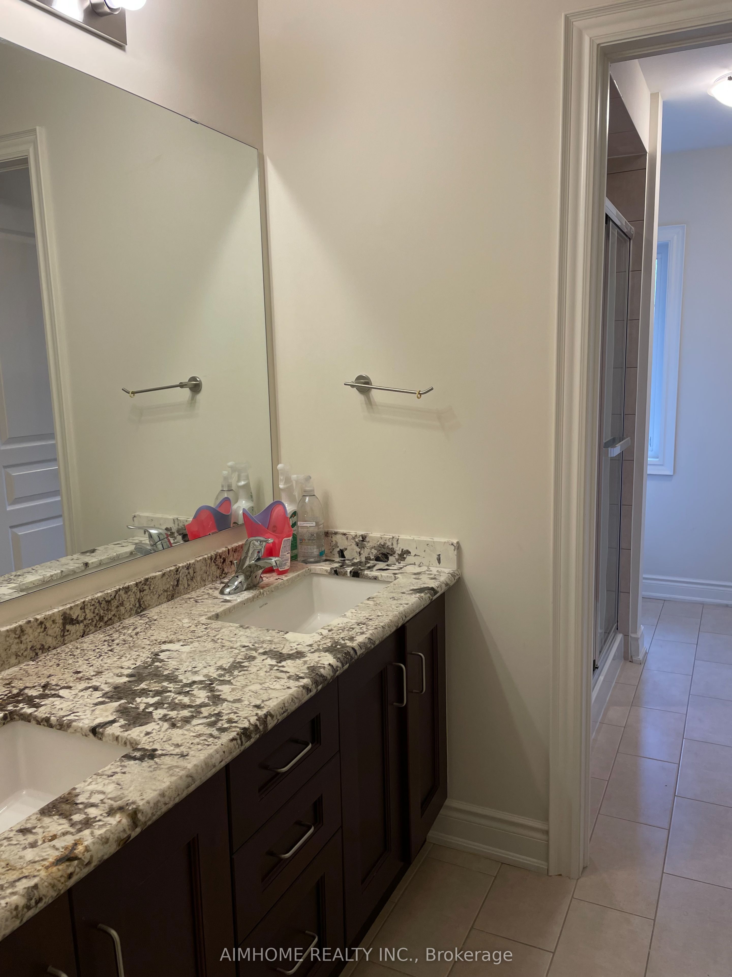 403 Grindstone Trail #2 Property Photo 6