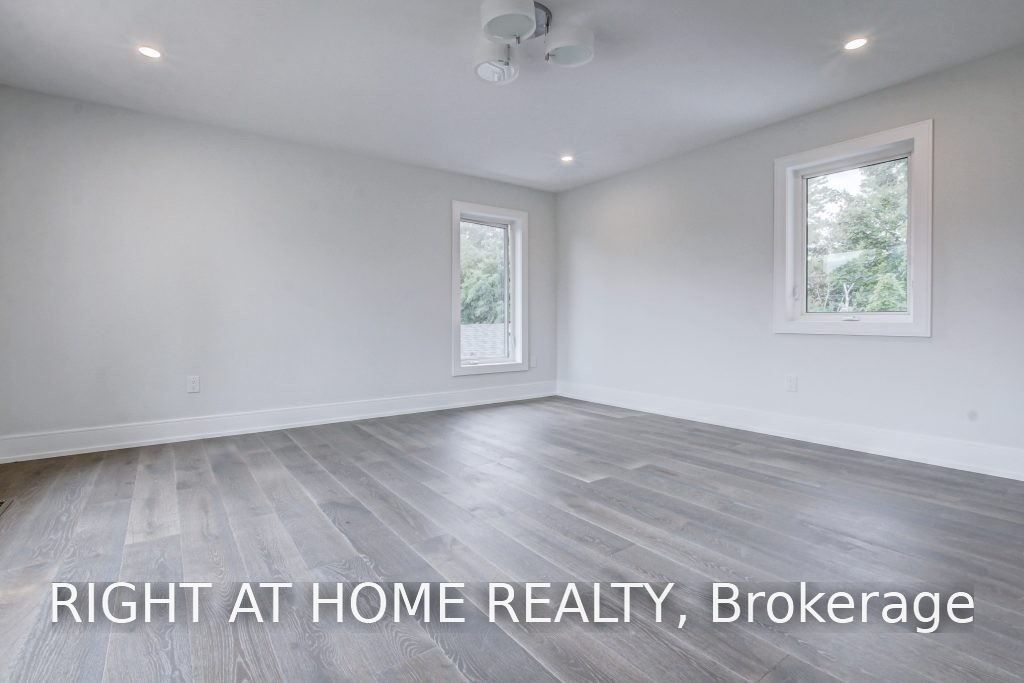 1165 Pinegrove Road Property Photo 18
