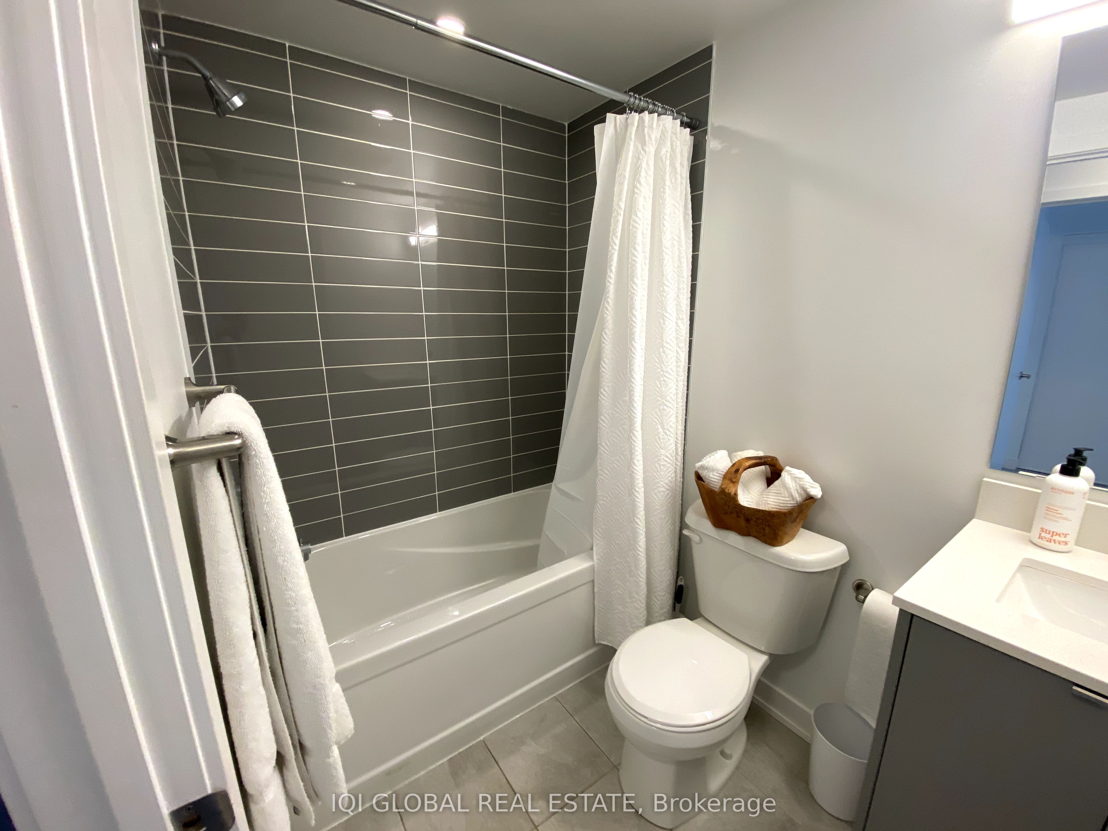 3087 Cherry Blossom Cmn Crescent Property Photo 19
