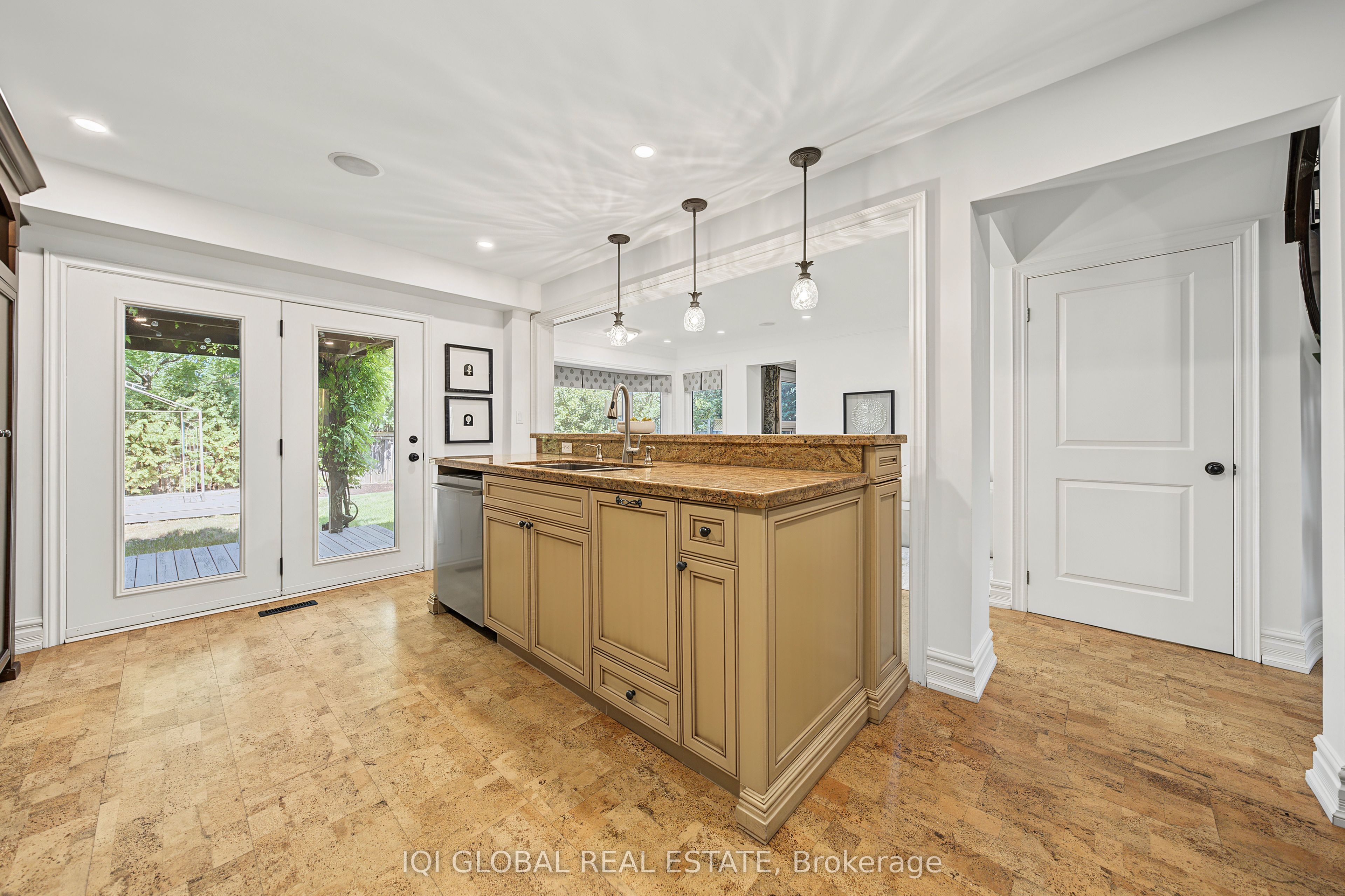 1497 Greenbriar Drive Property Photo 18