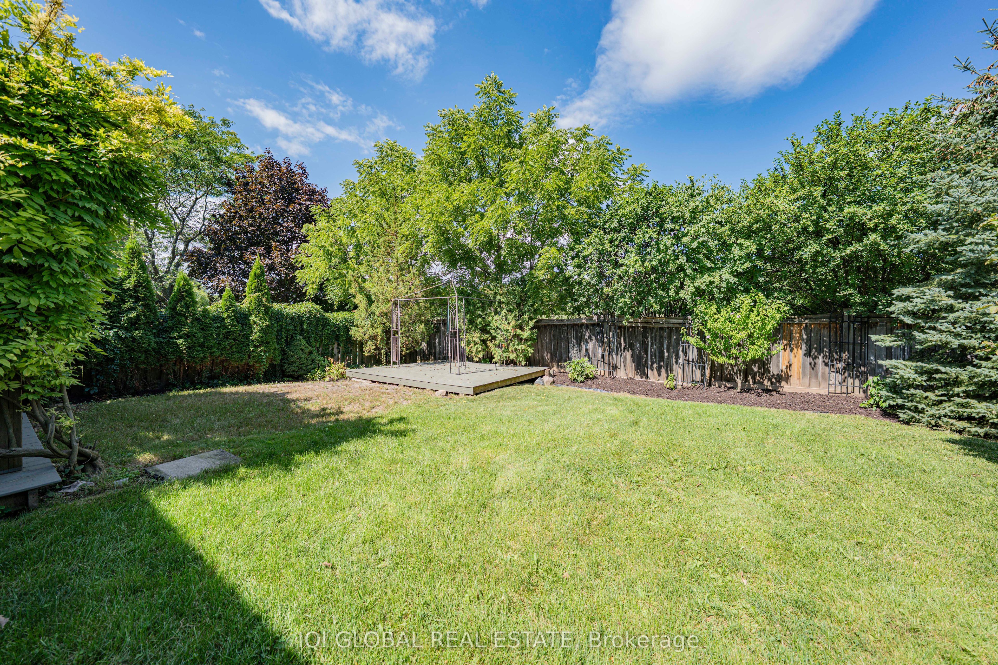 1497 Greenbriar Drive Property Photo 41