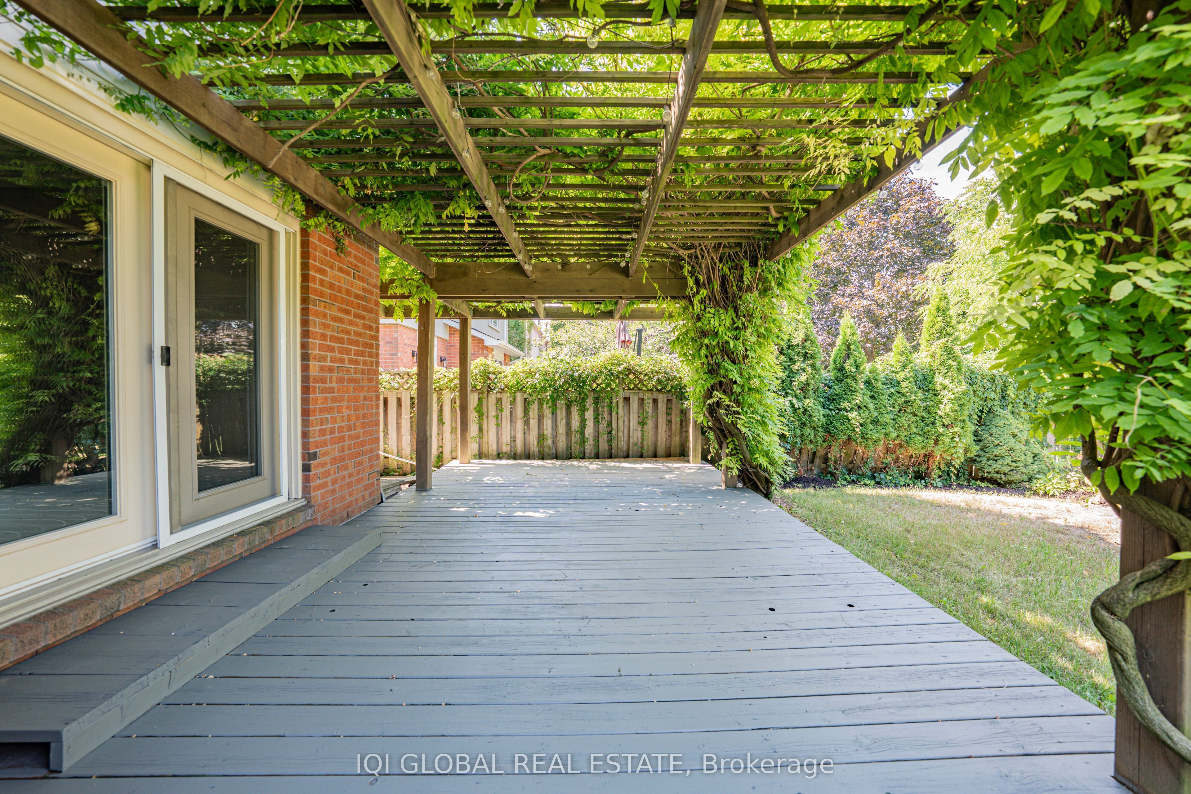 1497 Greenbriar Drive Property Photo 42