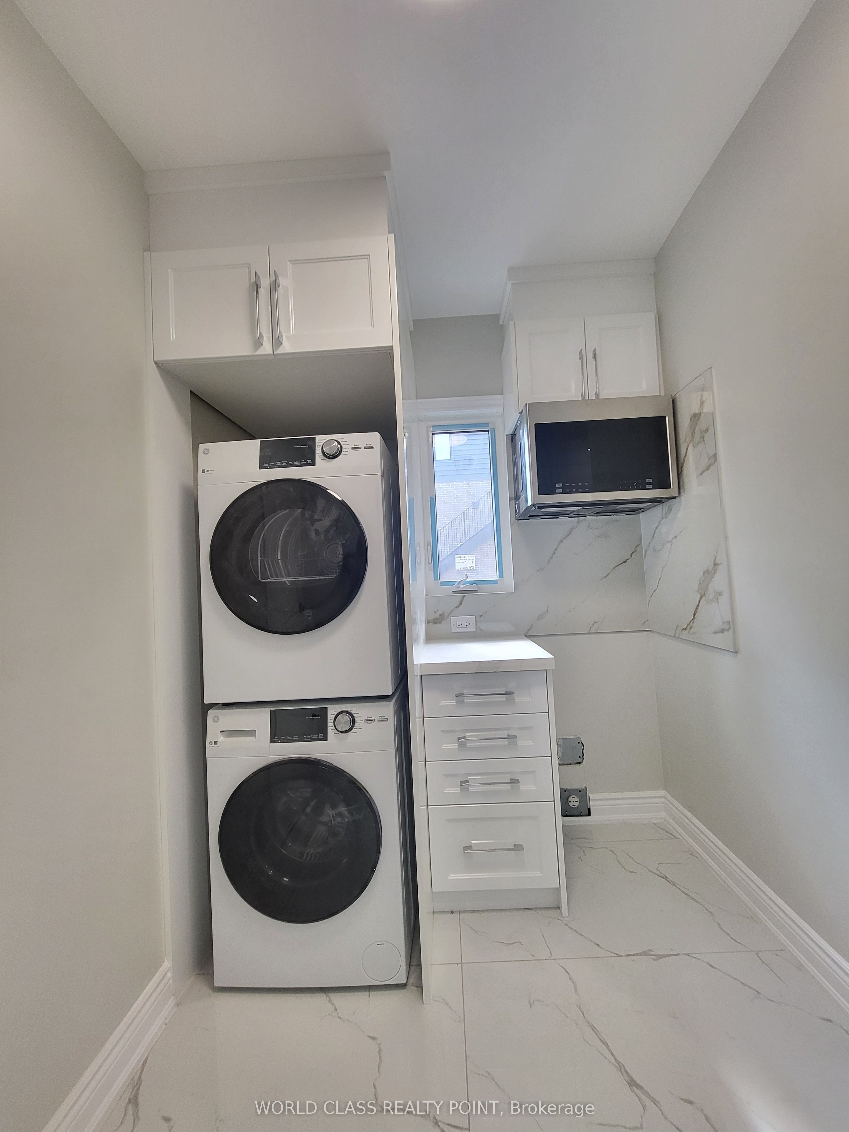 49 Vine Avenue 2 Property Photo 7