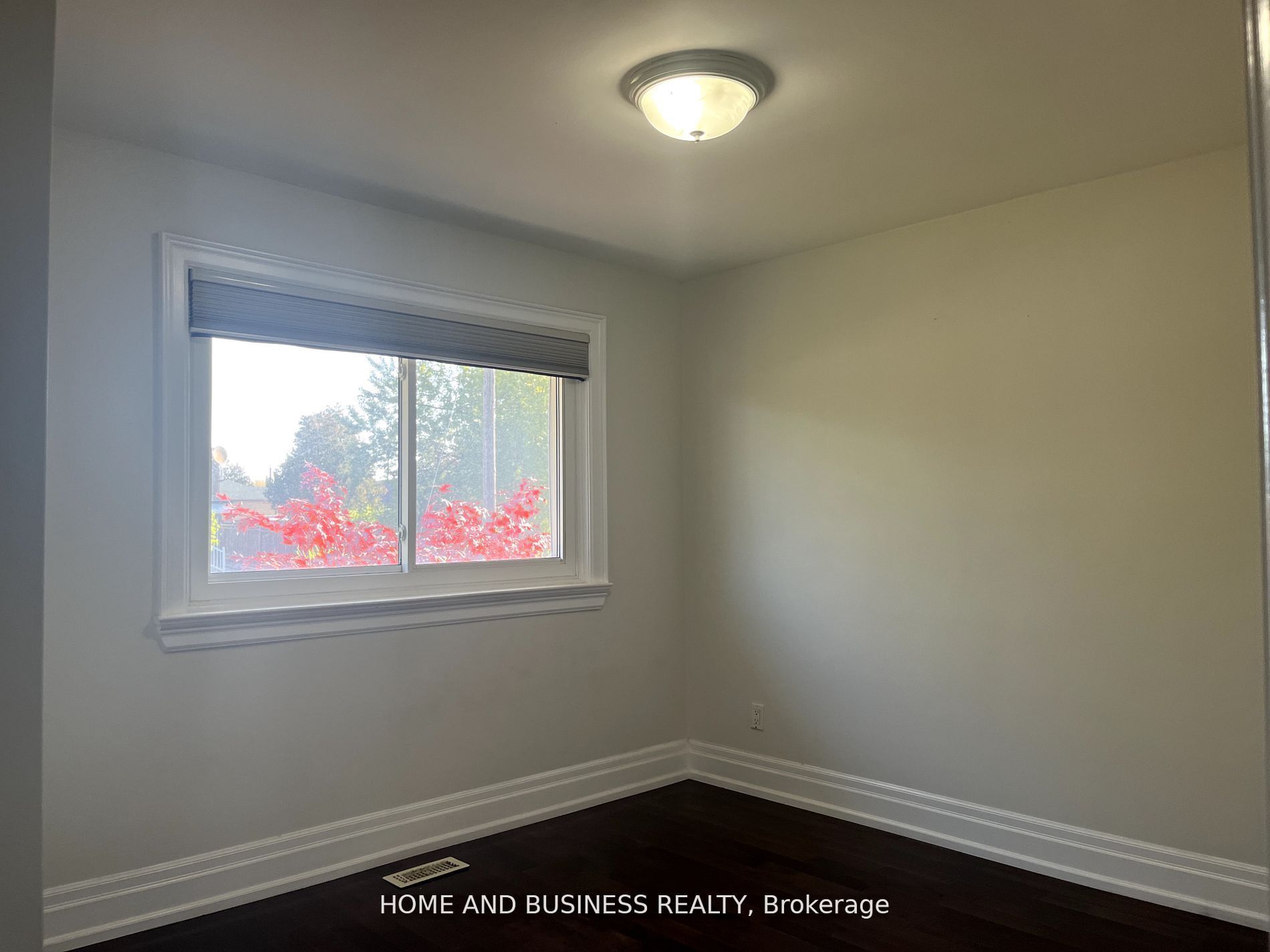 376 Ashbury Road Property Photo 8