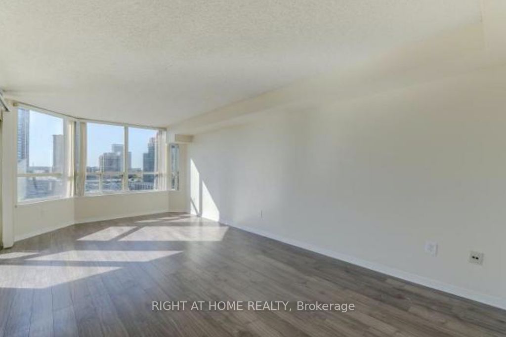 400 Webb Drive 905 Property Photo 4