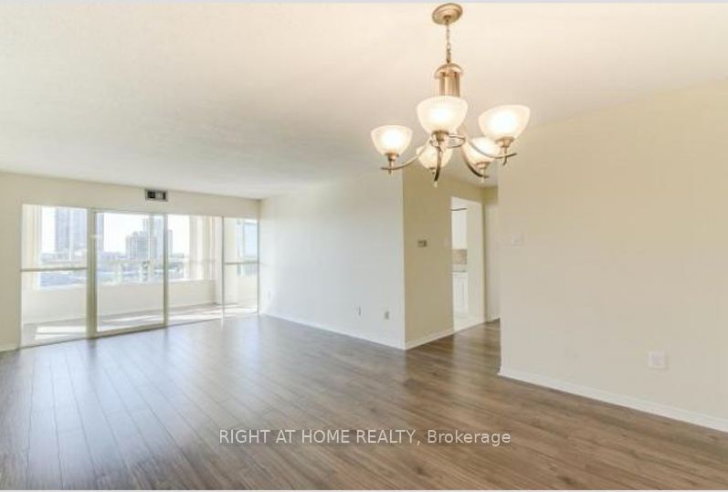 400 Webb Drive 905 Property Photo 9