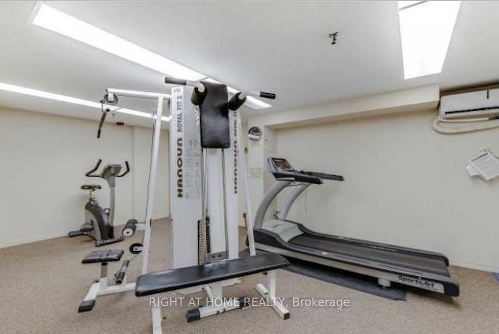 400 Webb Drive 905 Property Photo 16