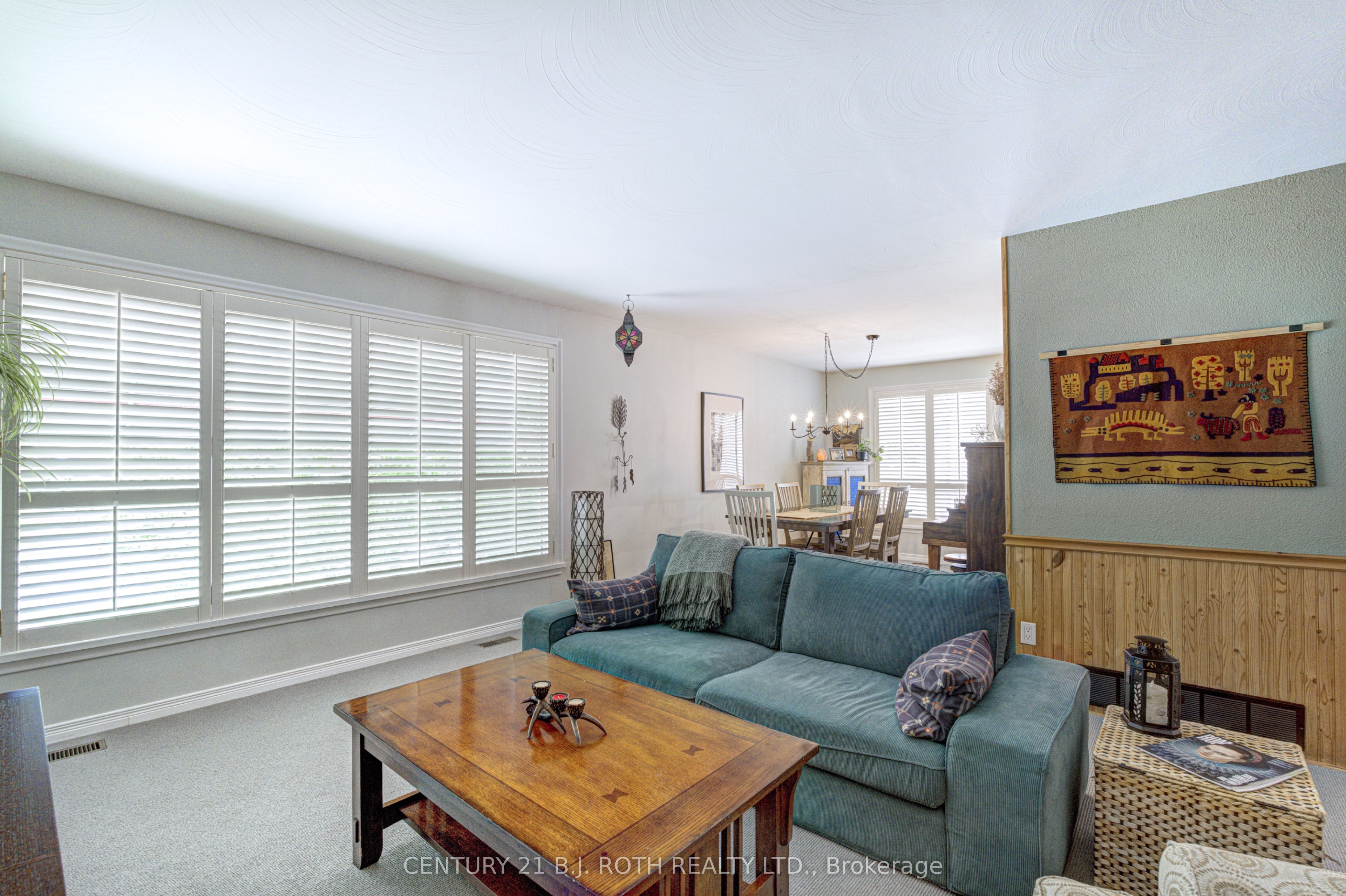 109 Wincott Drive Property Photo 9