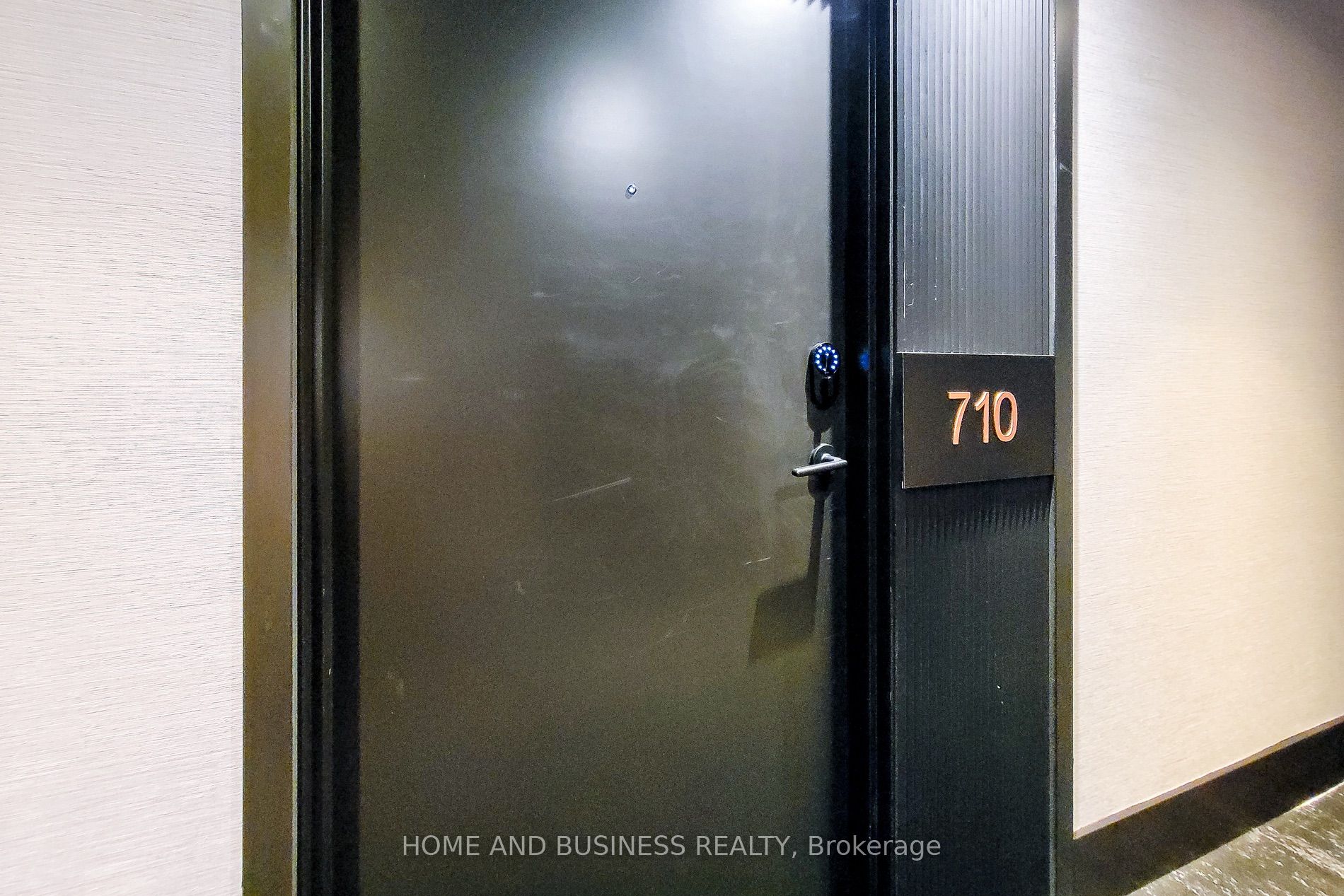 2450 Old Bronte Road E 710 Property Photo 11