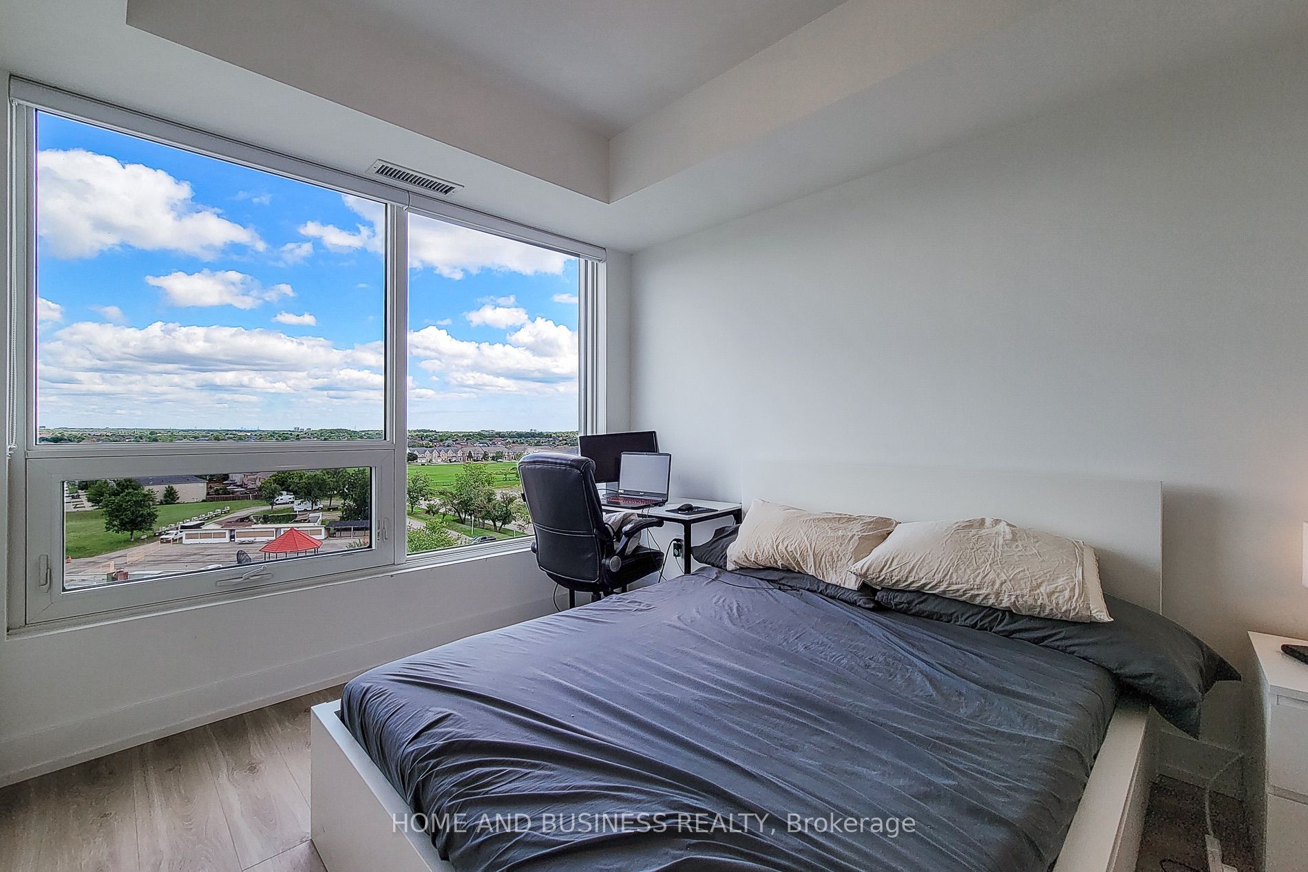 2450 Old Bronte Road E 710 Property Photo 28