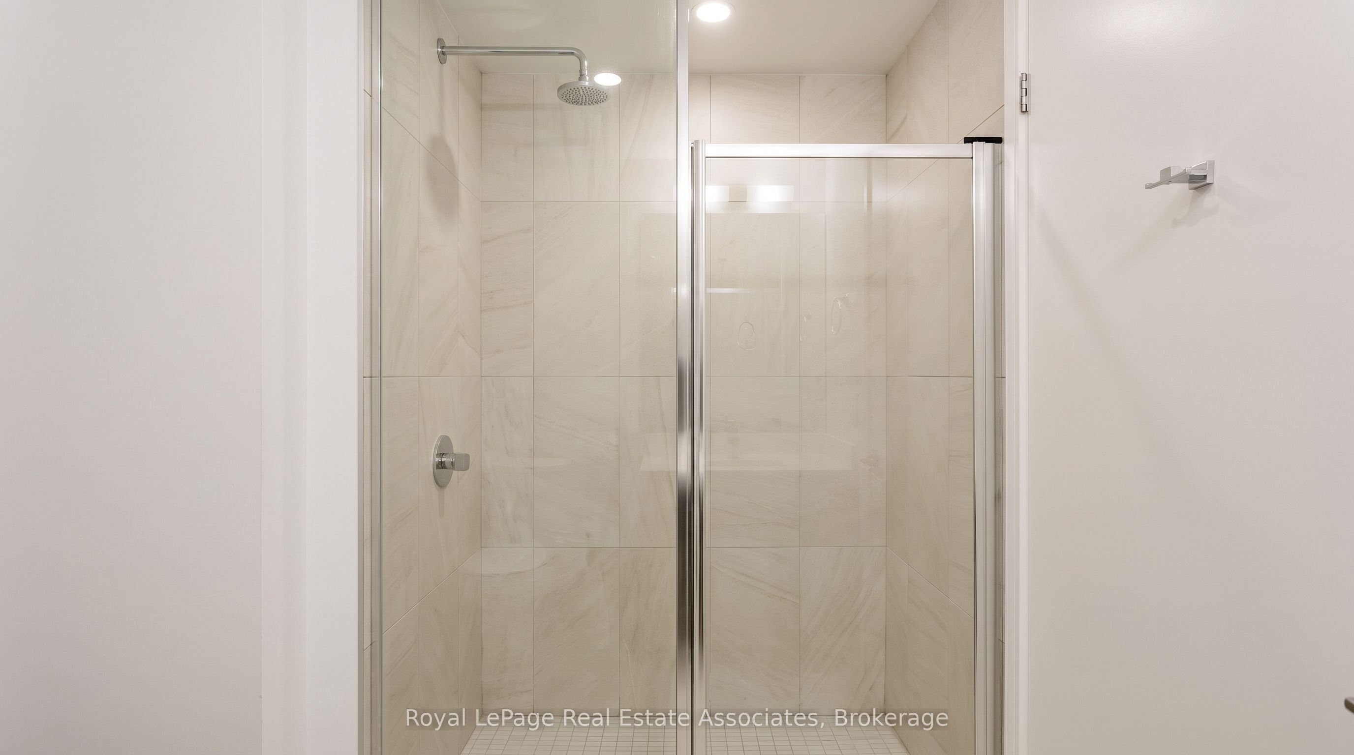 30 Samuel Wood Way 602 Property Photo 22