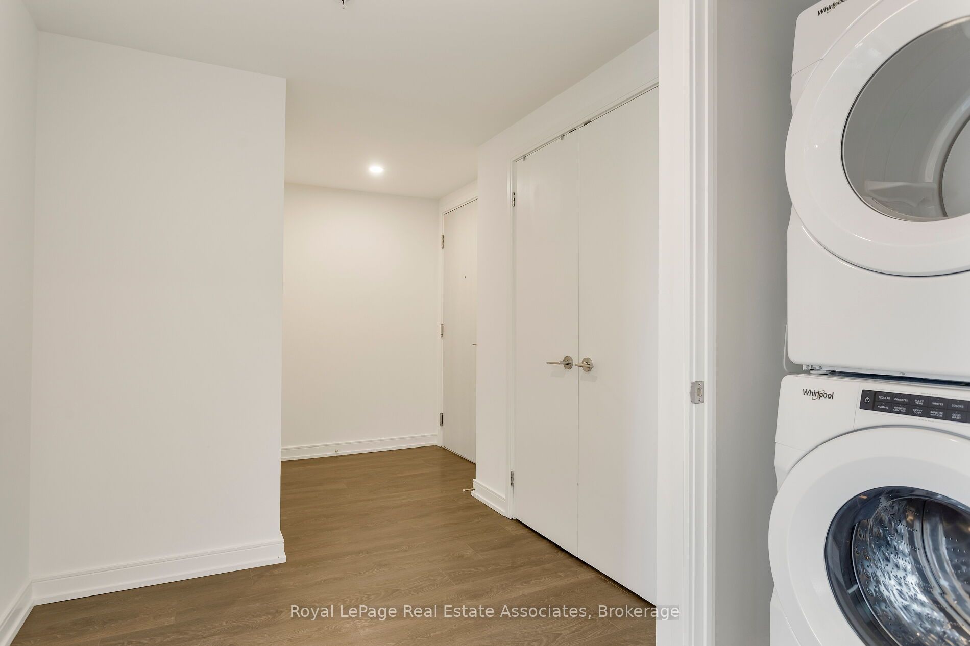 30 Samuel Wood Way 602 Property Photo 24