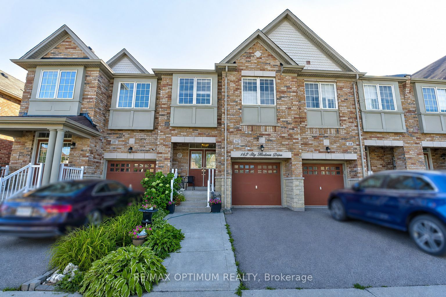 162 Sky Harbour Drive Property Photo 1