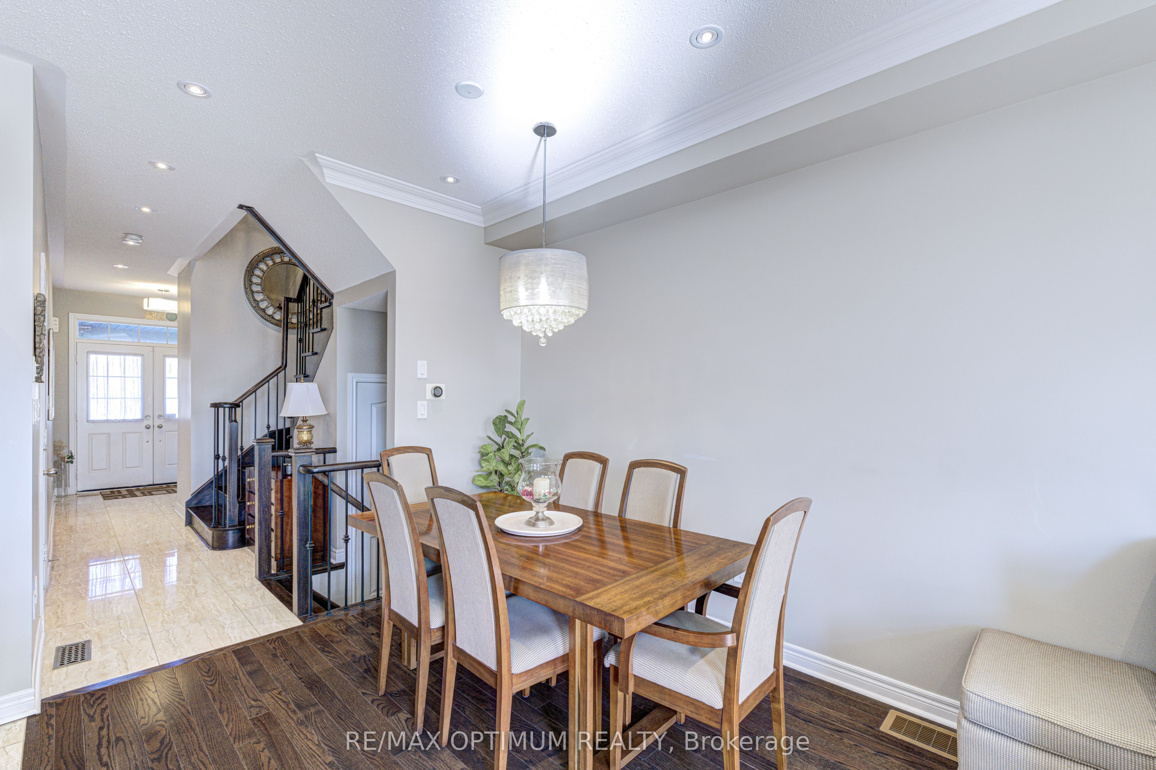162 Sky Harbour Drive Property Photo 7