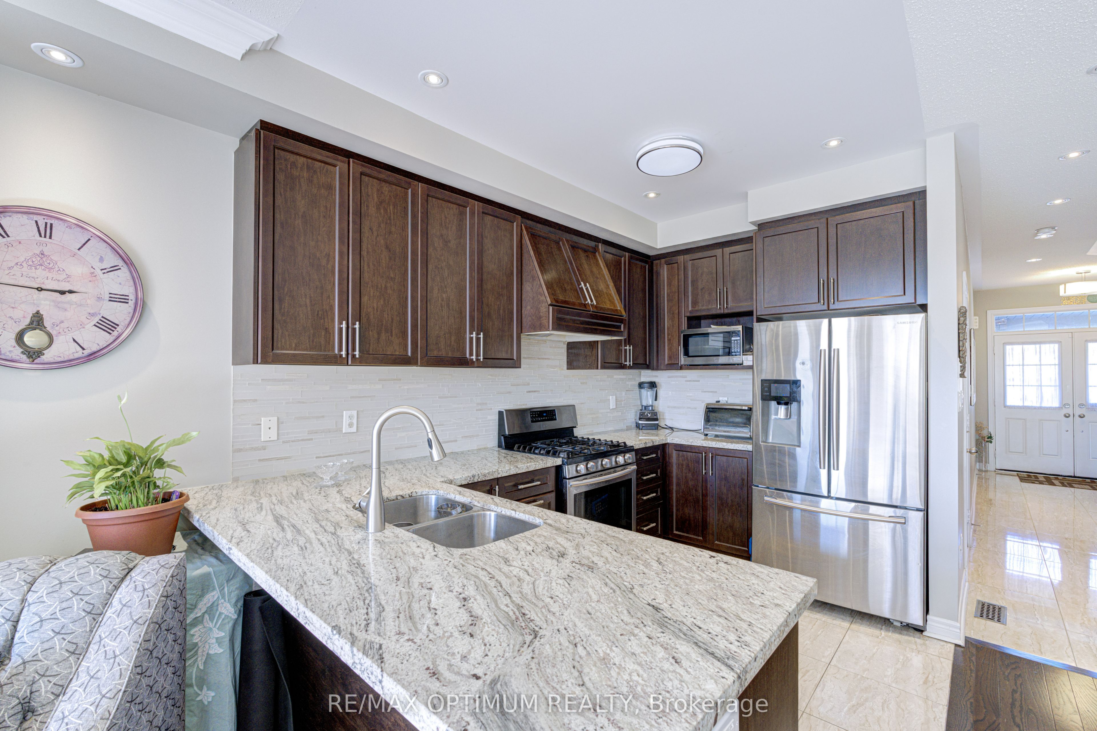 162 Sky Harbour Drive Property Photo 14