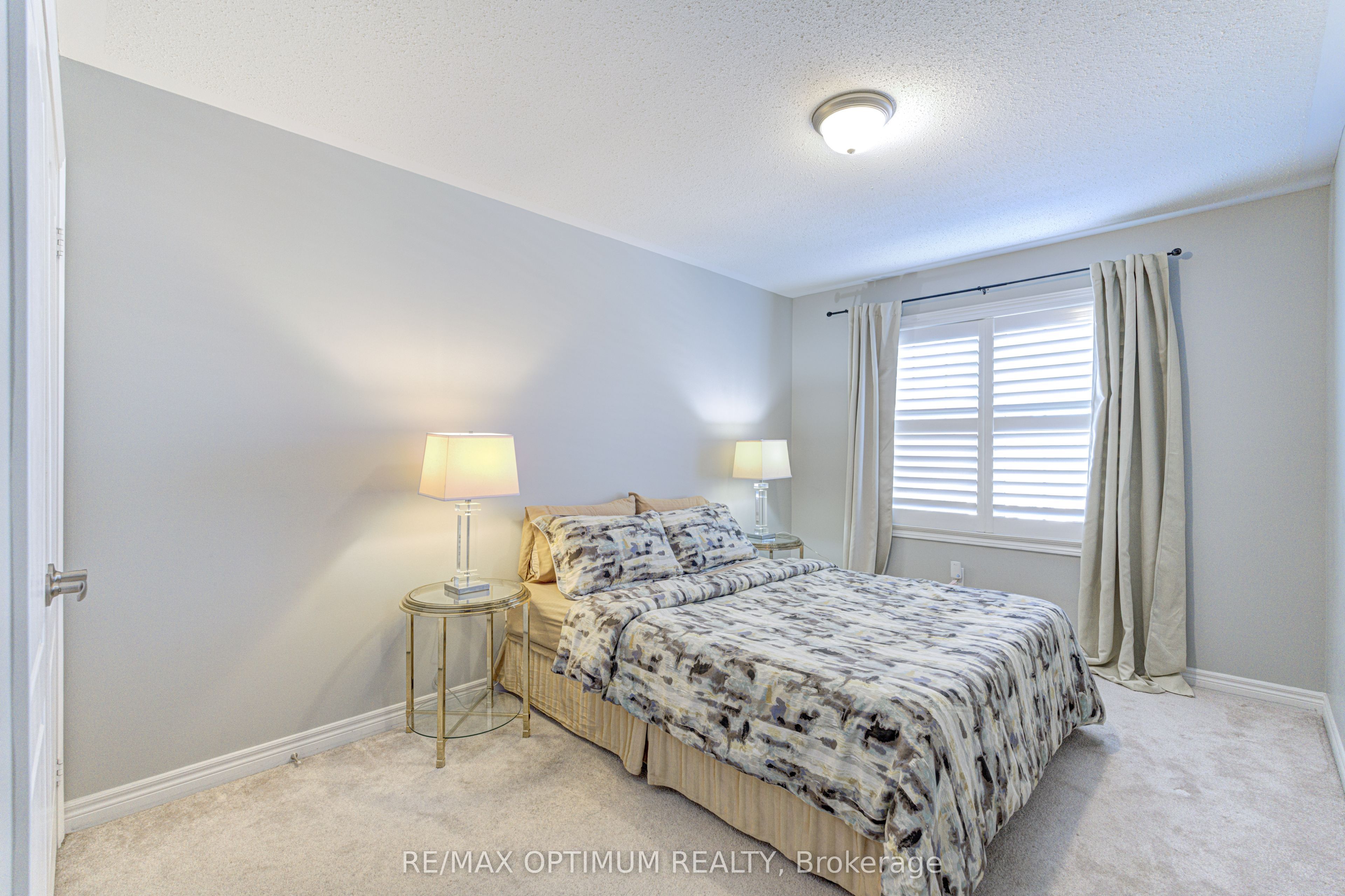 162 Sky Harbour Drive Property Photo 28
