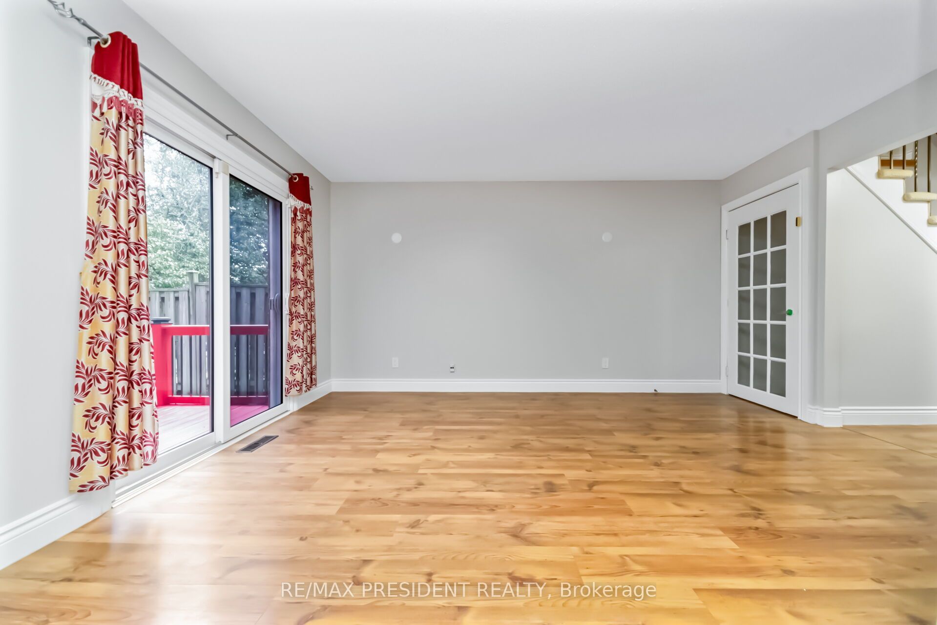 91 Martindale Crescent Property Photo 12