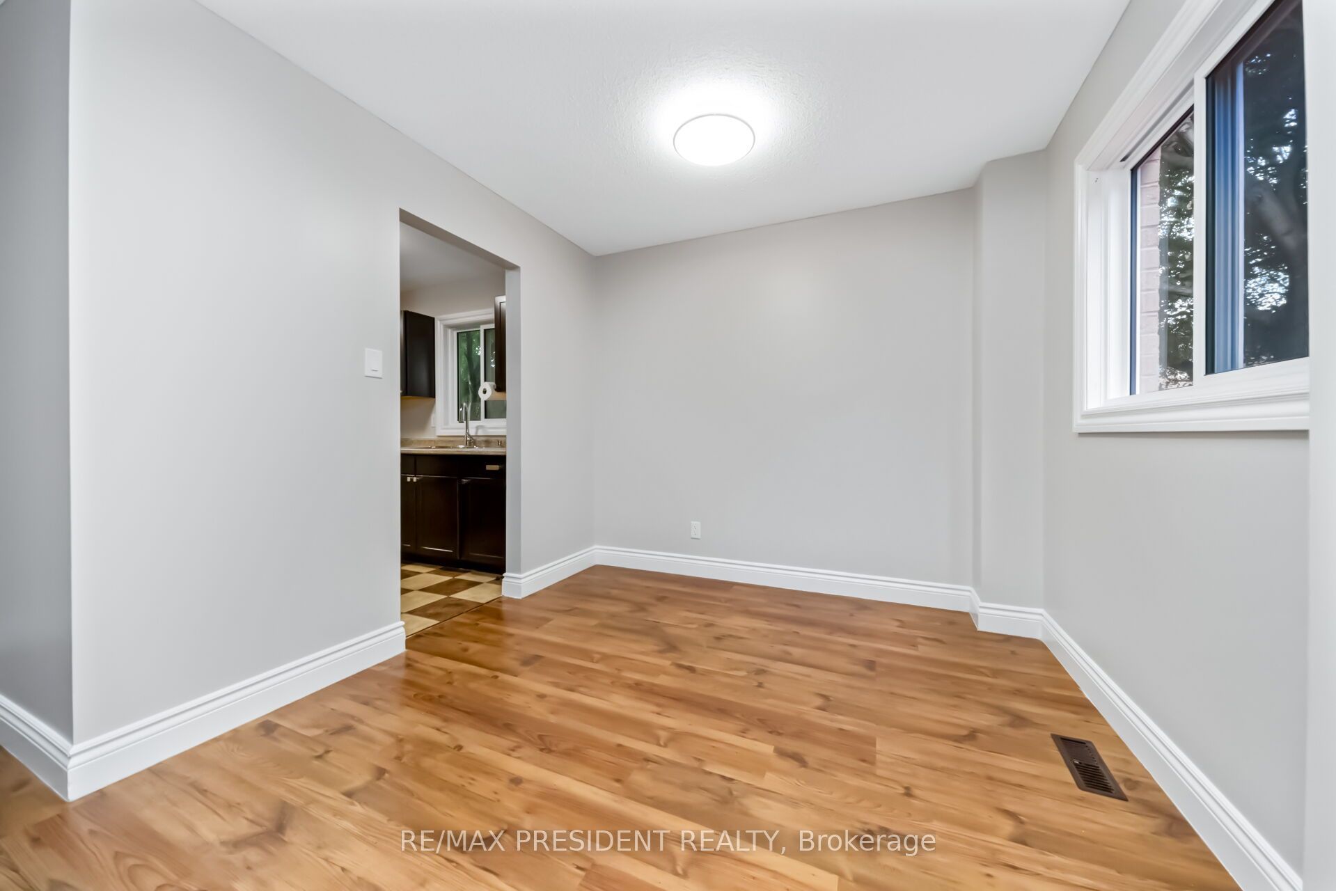 91 Martindale Crescent Property Photo 13