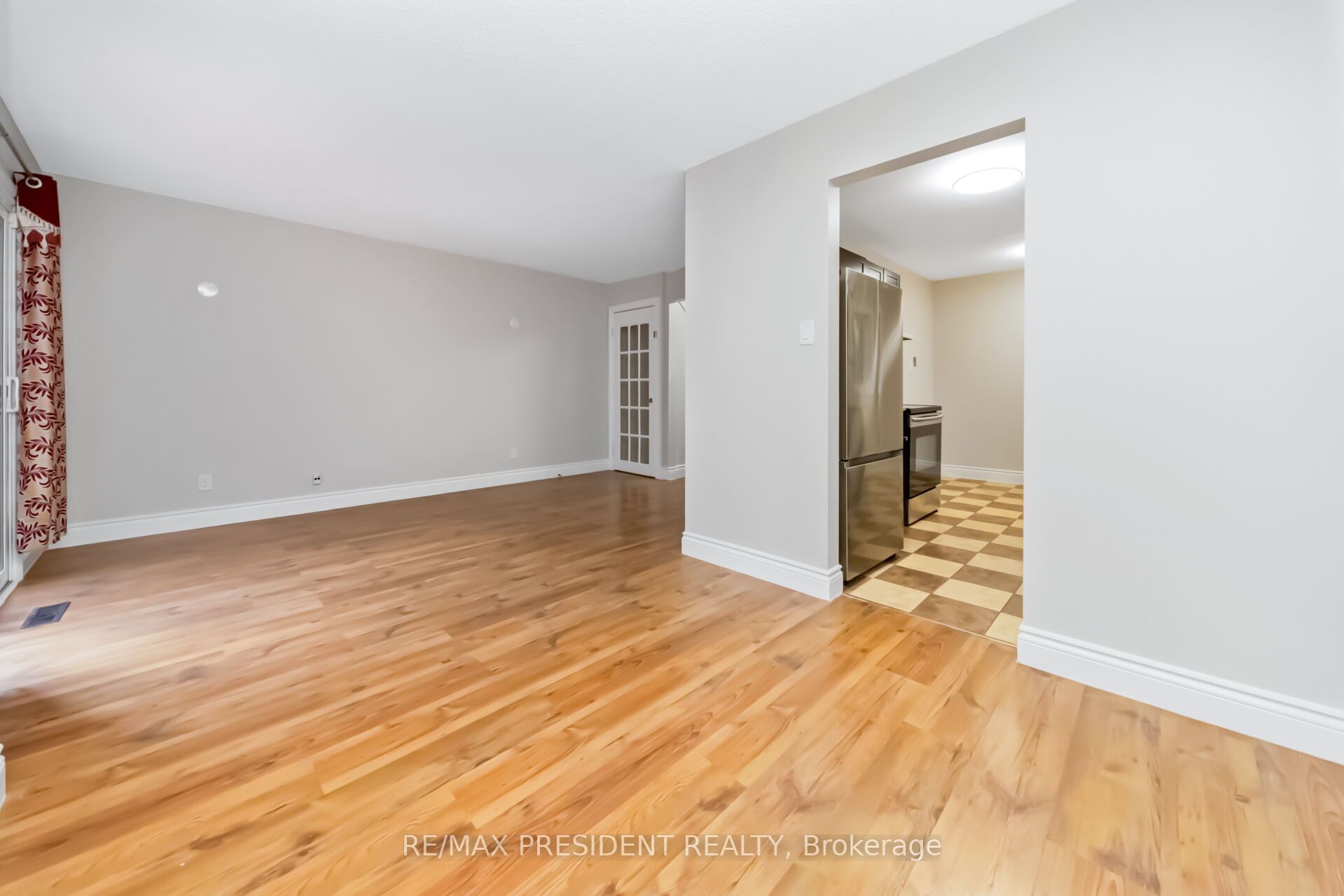 91 Martindale Crescent Property Photo 14