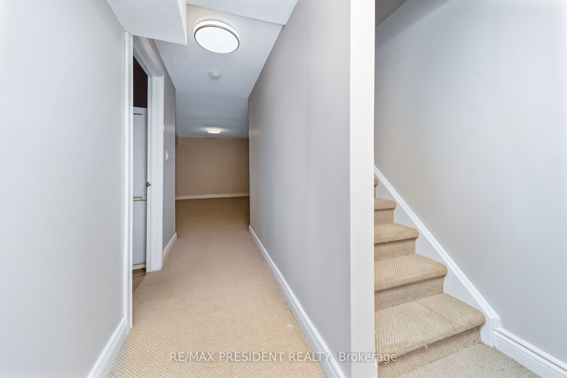 91 Martindale Crescent Property Photo 30