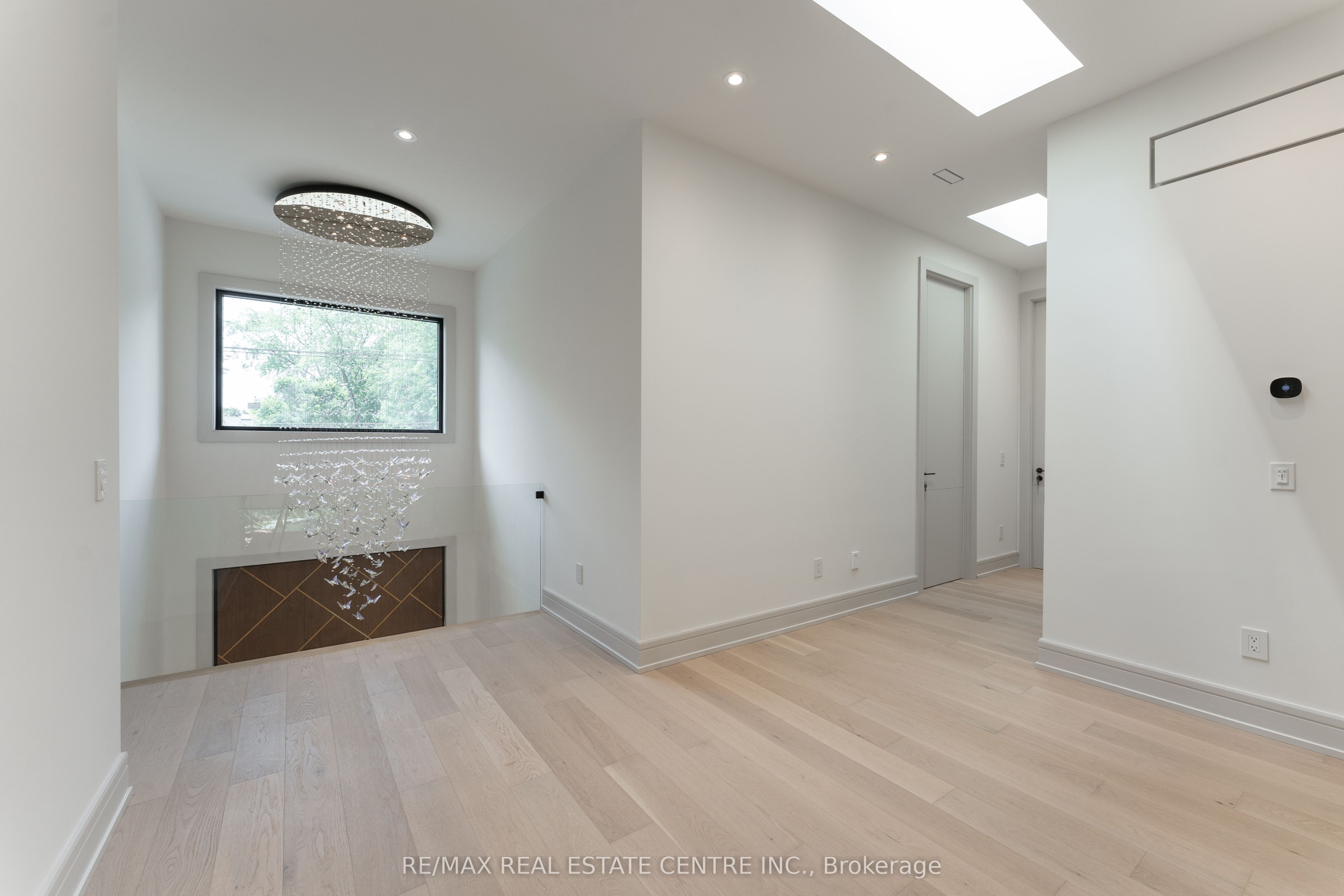 491 Fourth Line Property Photo 21