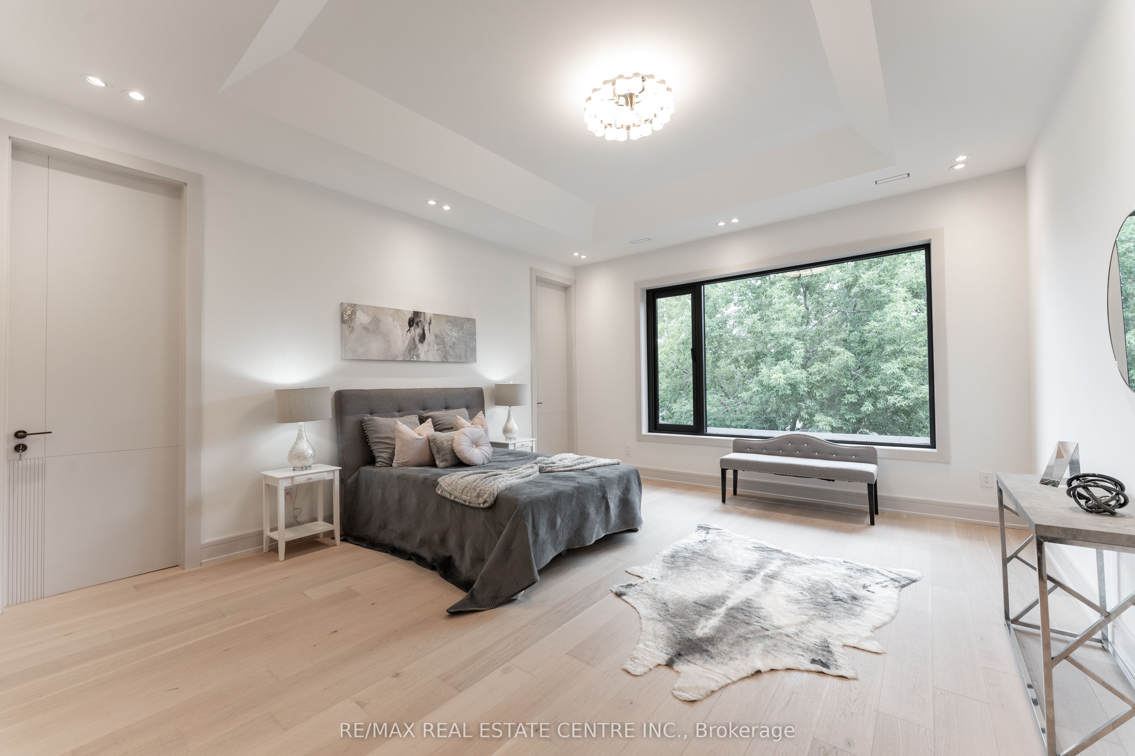491 Fourth Line Property Photo 22