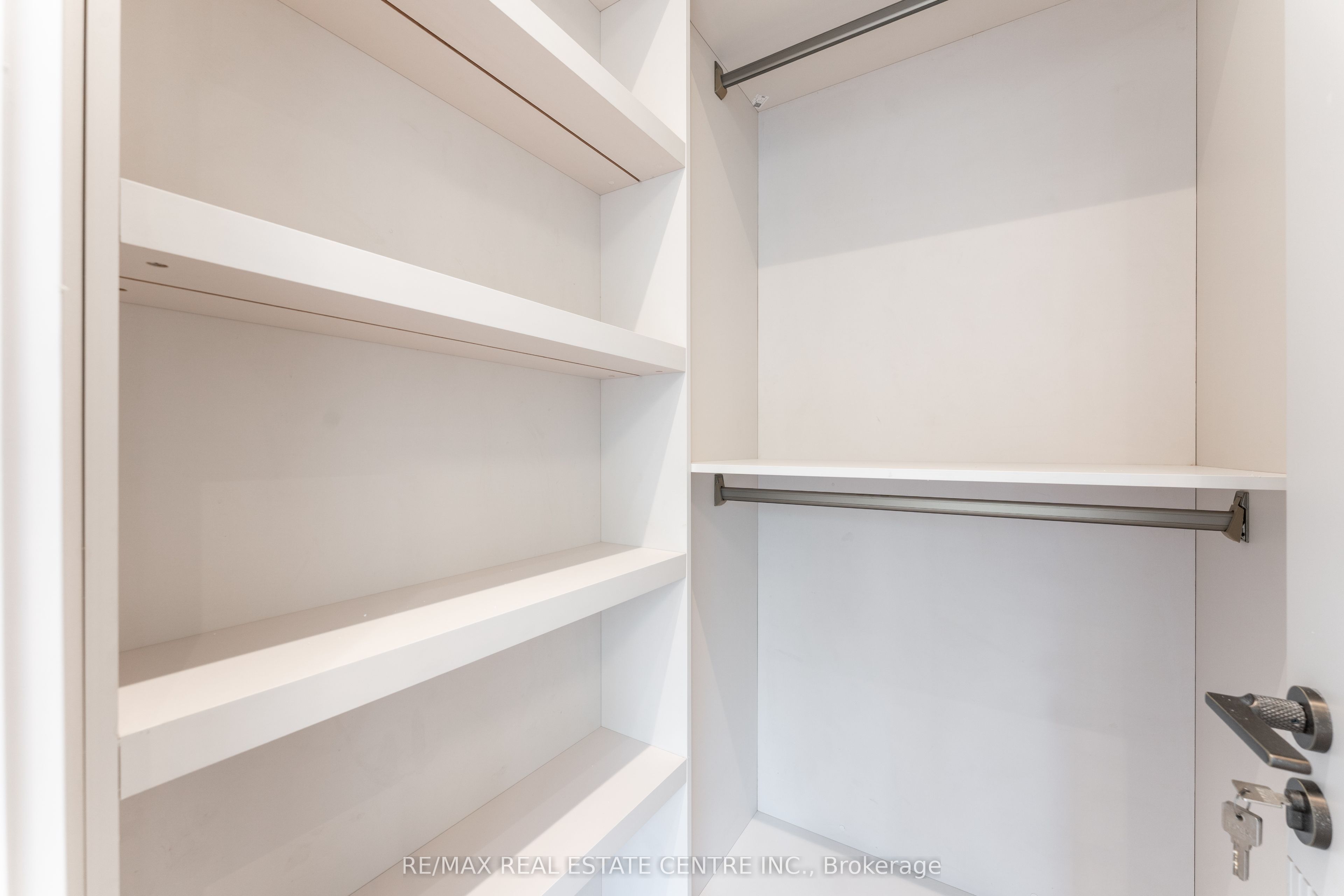 491 Fourth Line Property Photo 29